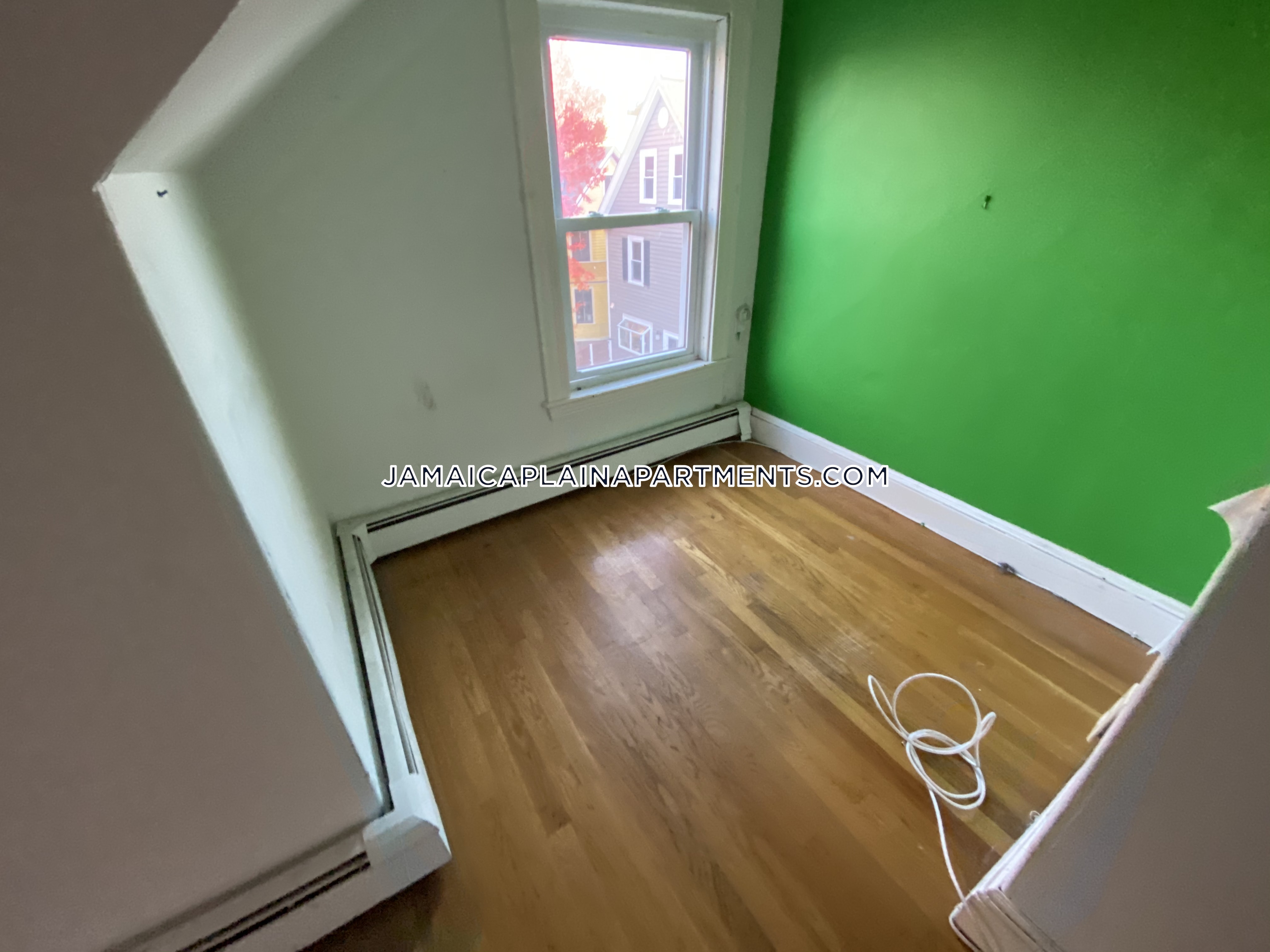 47 Creighton, Jamaica Plain