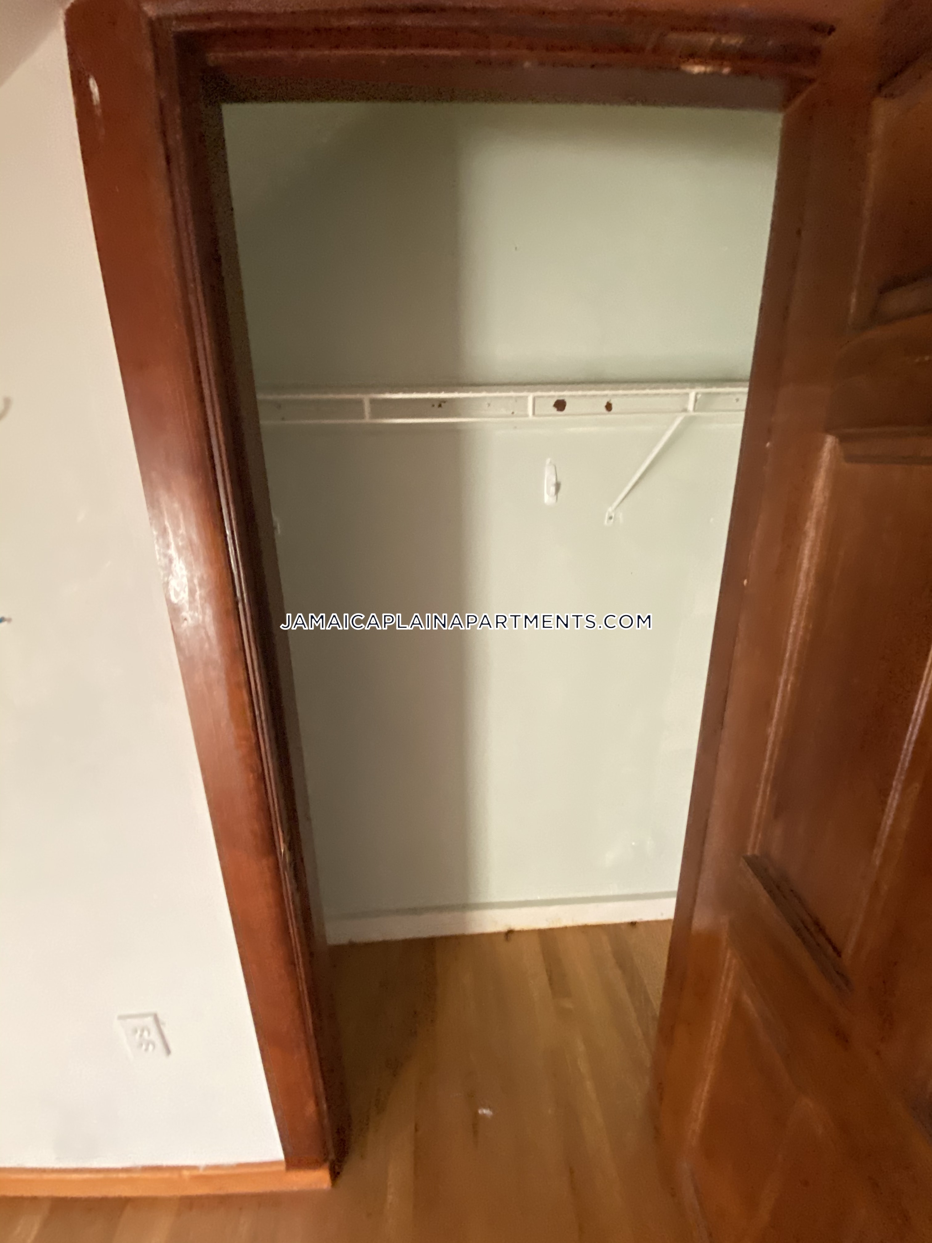 47 Creighton, Jamaica Plain