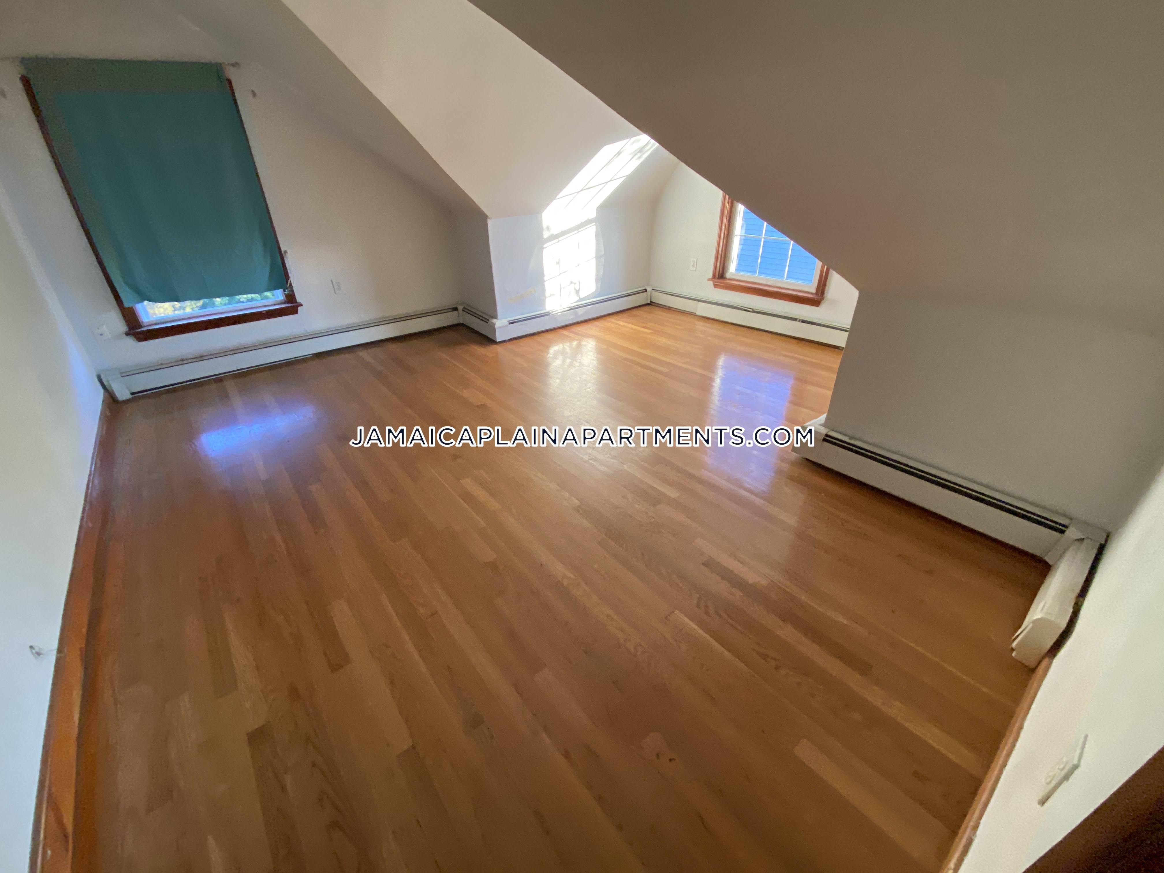 47 Creighton, Jamaica Plain