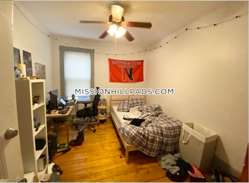 36 Cherokee St, Mission Hill