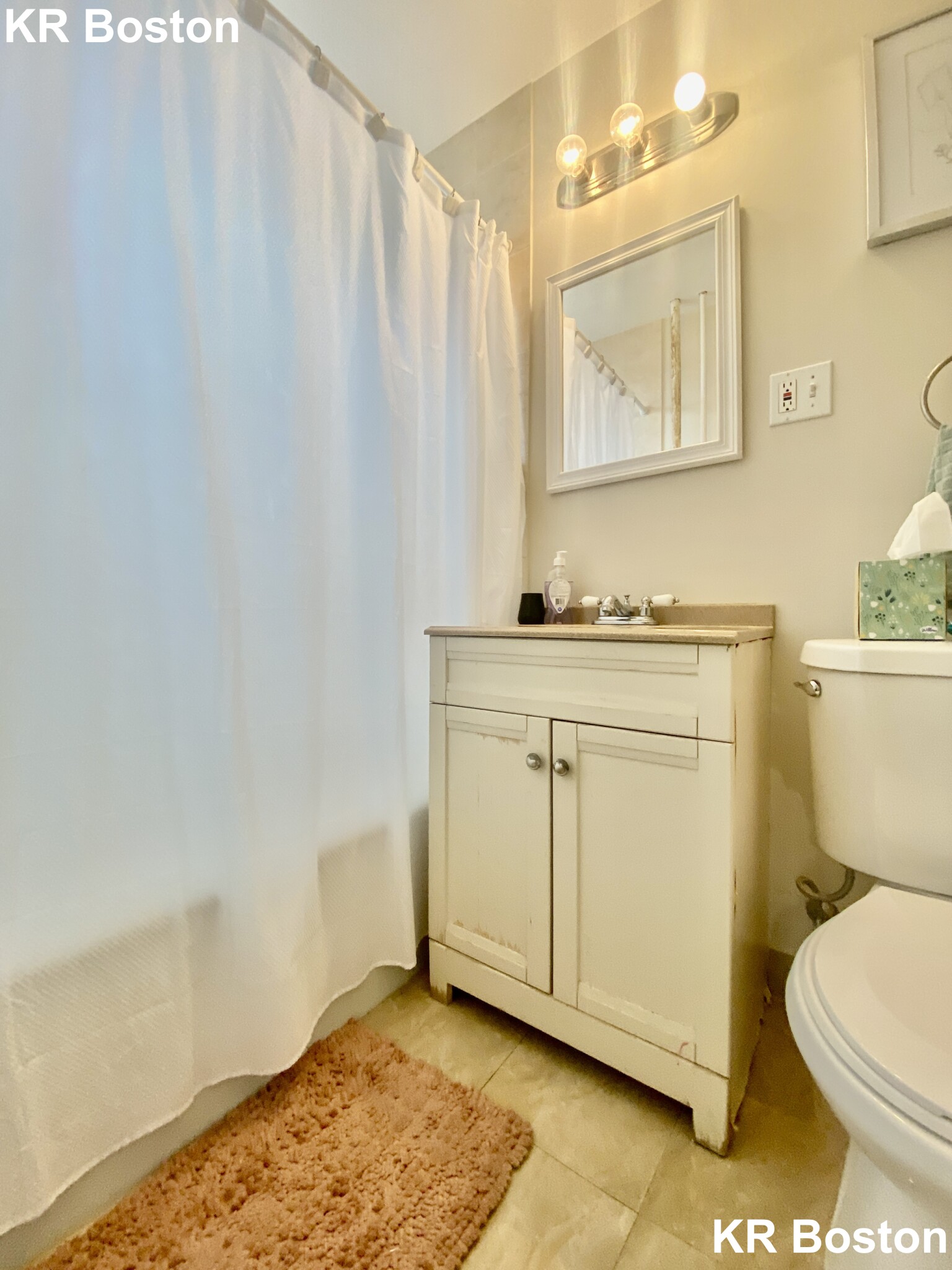 1607 Commonwealth Ave, Brighton