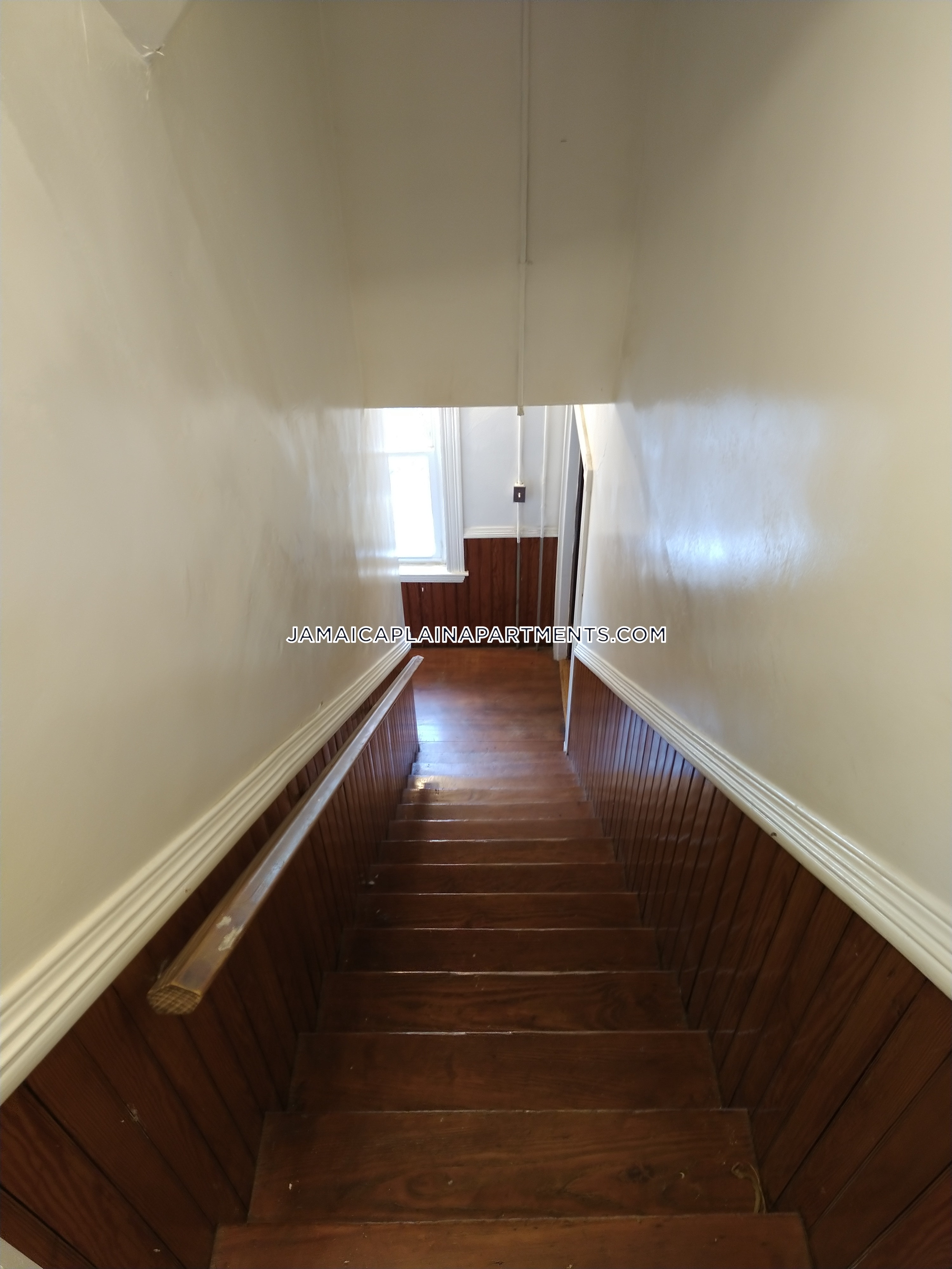 47 Creighton, Jamaica Plain