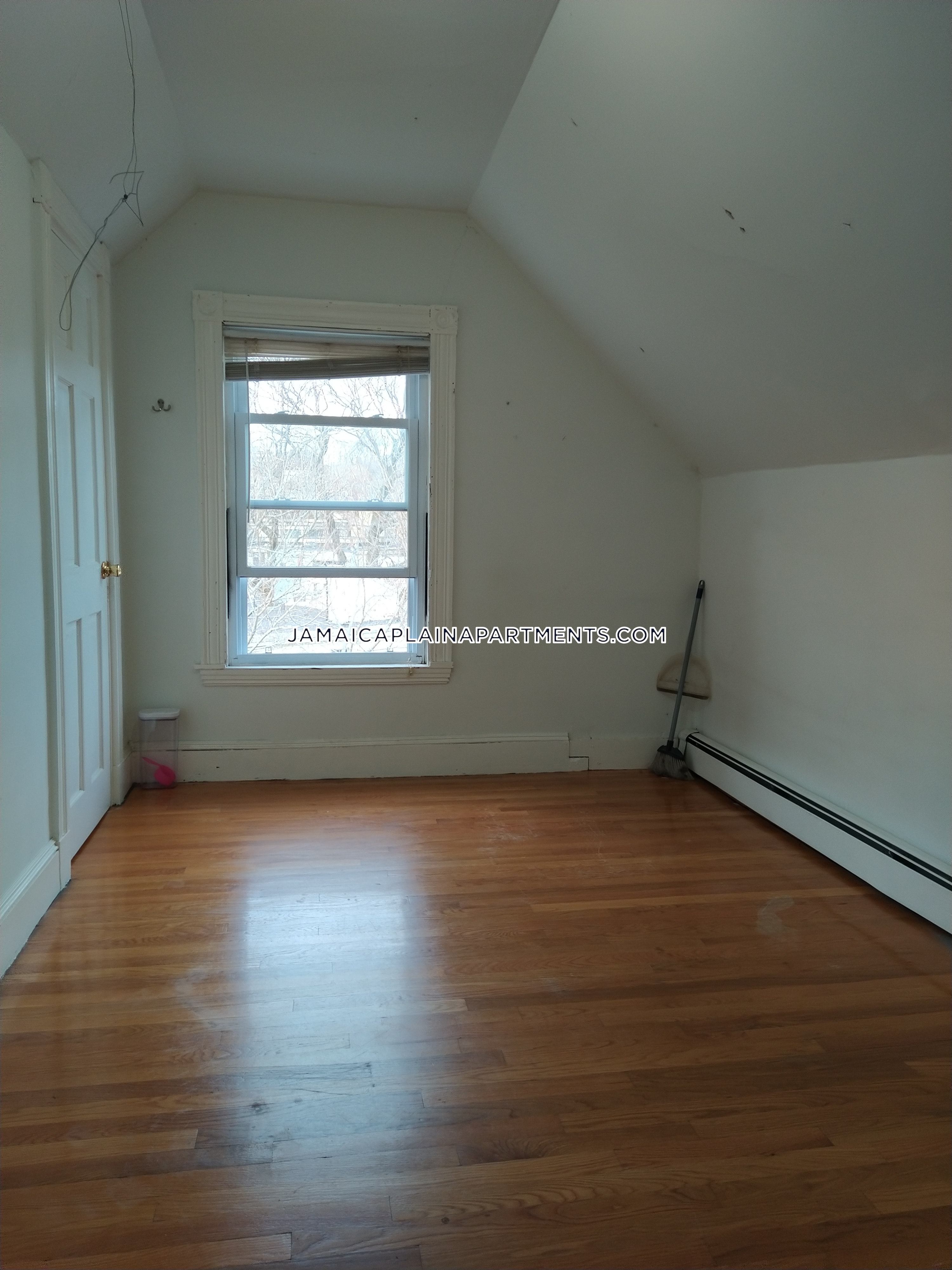 47 Creighton, Jamaica Plain