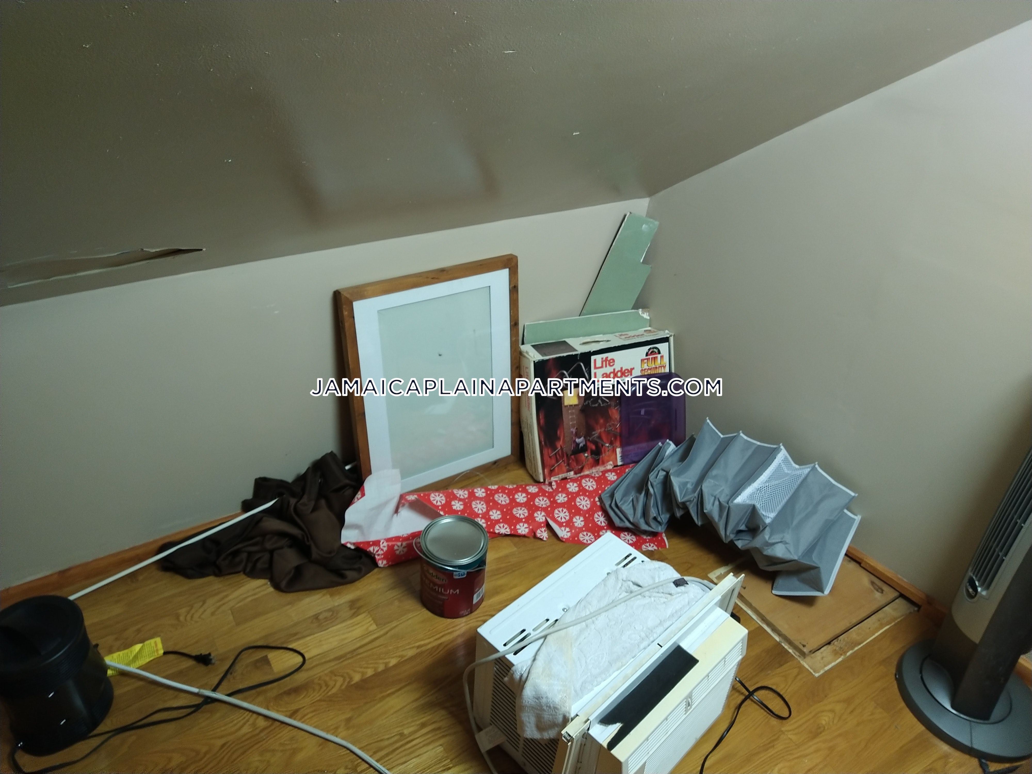 47 Creighton, Jamaica Plain