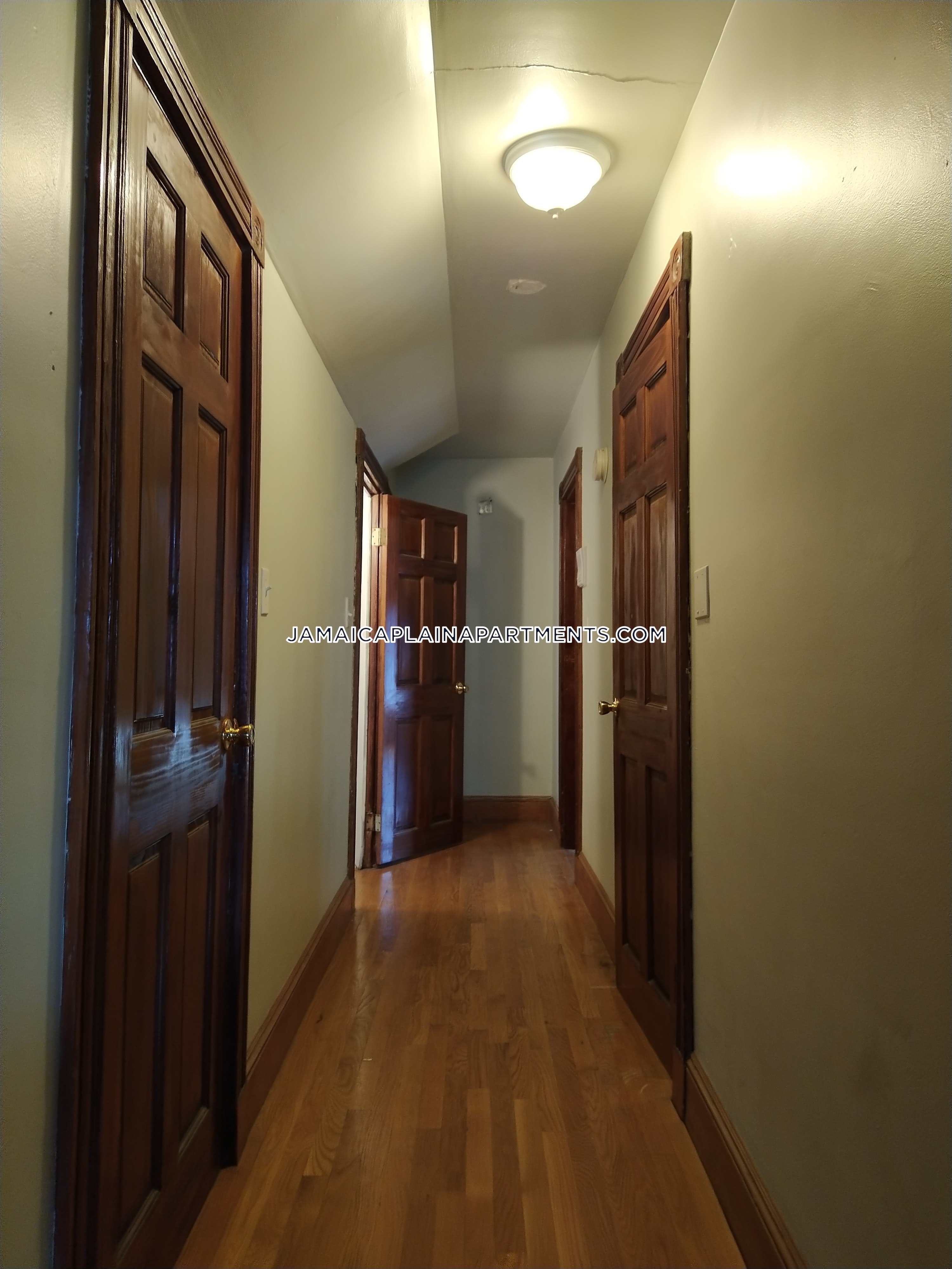 47 Creighton, Jamaica Plain