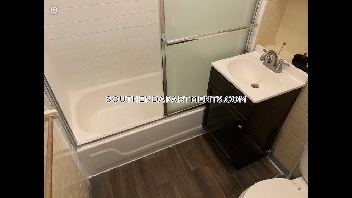 871 Harrison Ave, South End