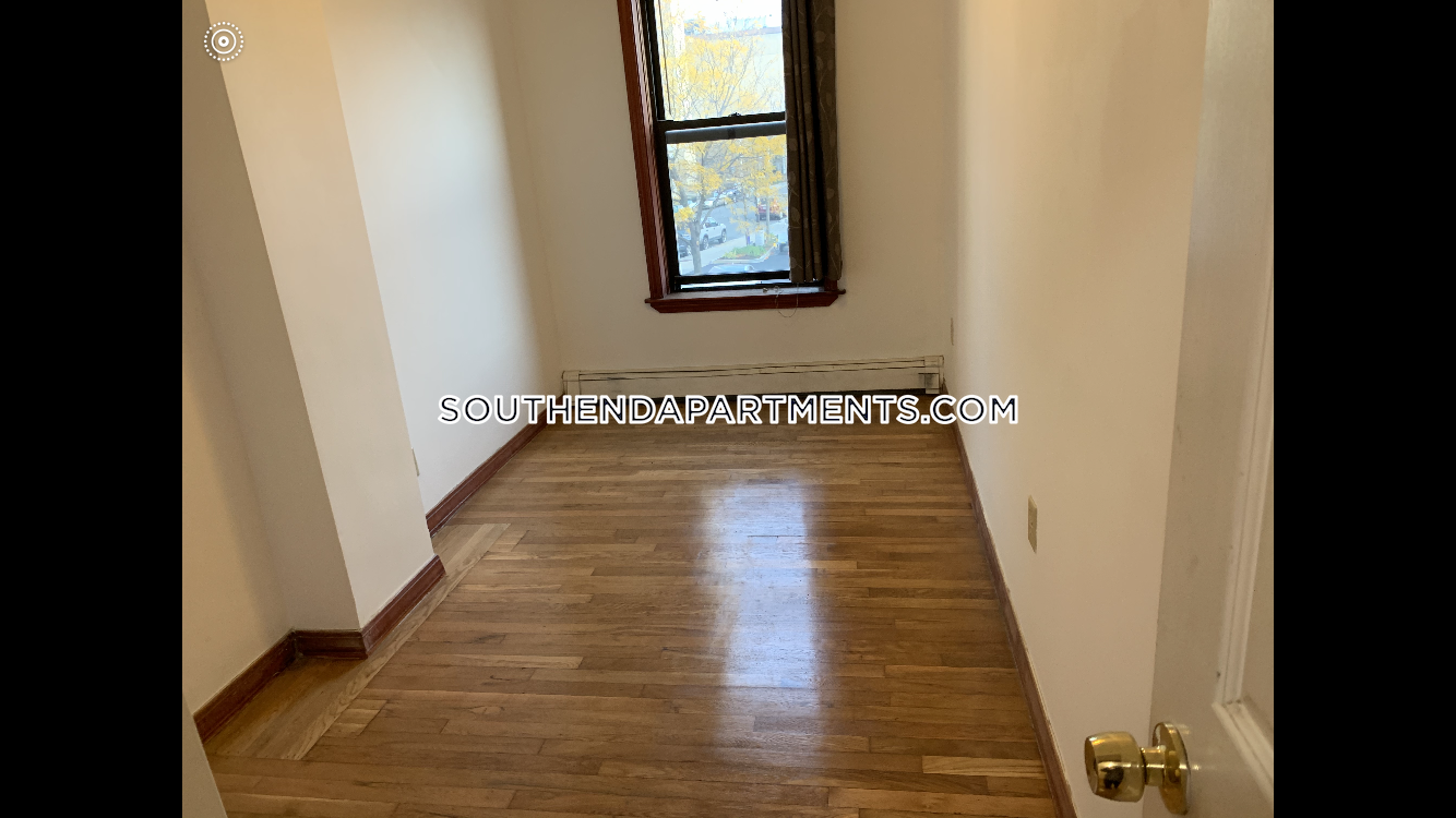 871 Harrison Ave, South End