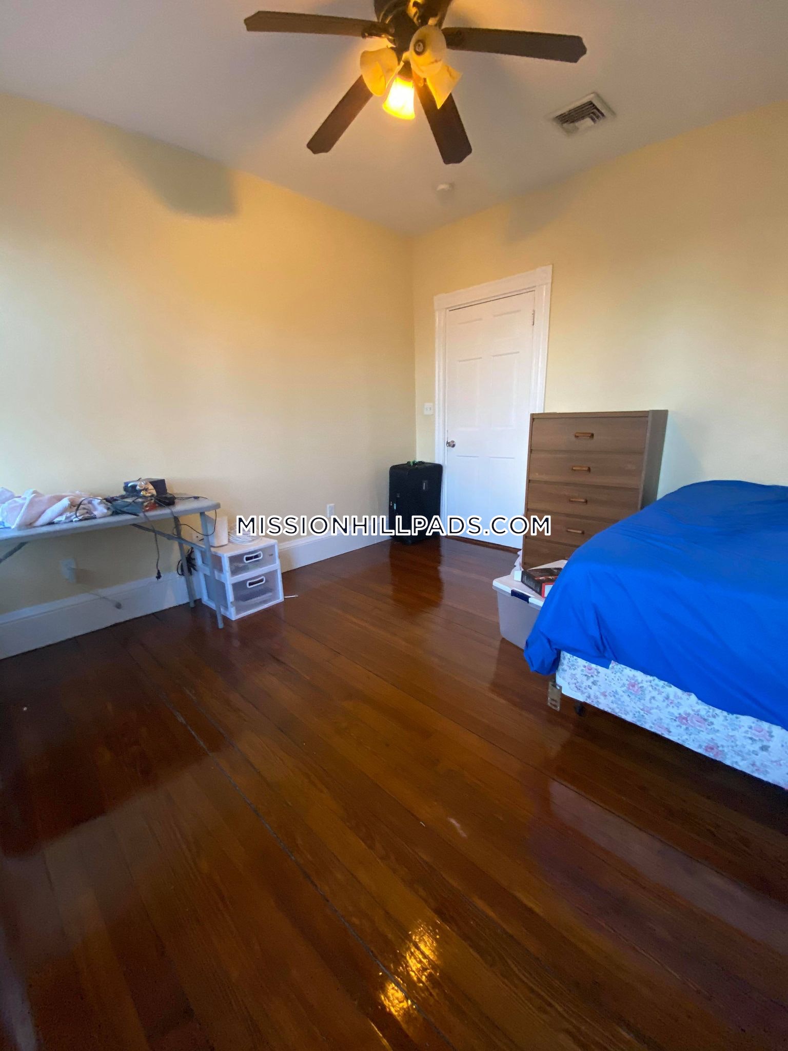 19 Parker Hill Ave, Mission Hill