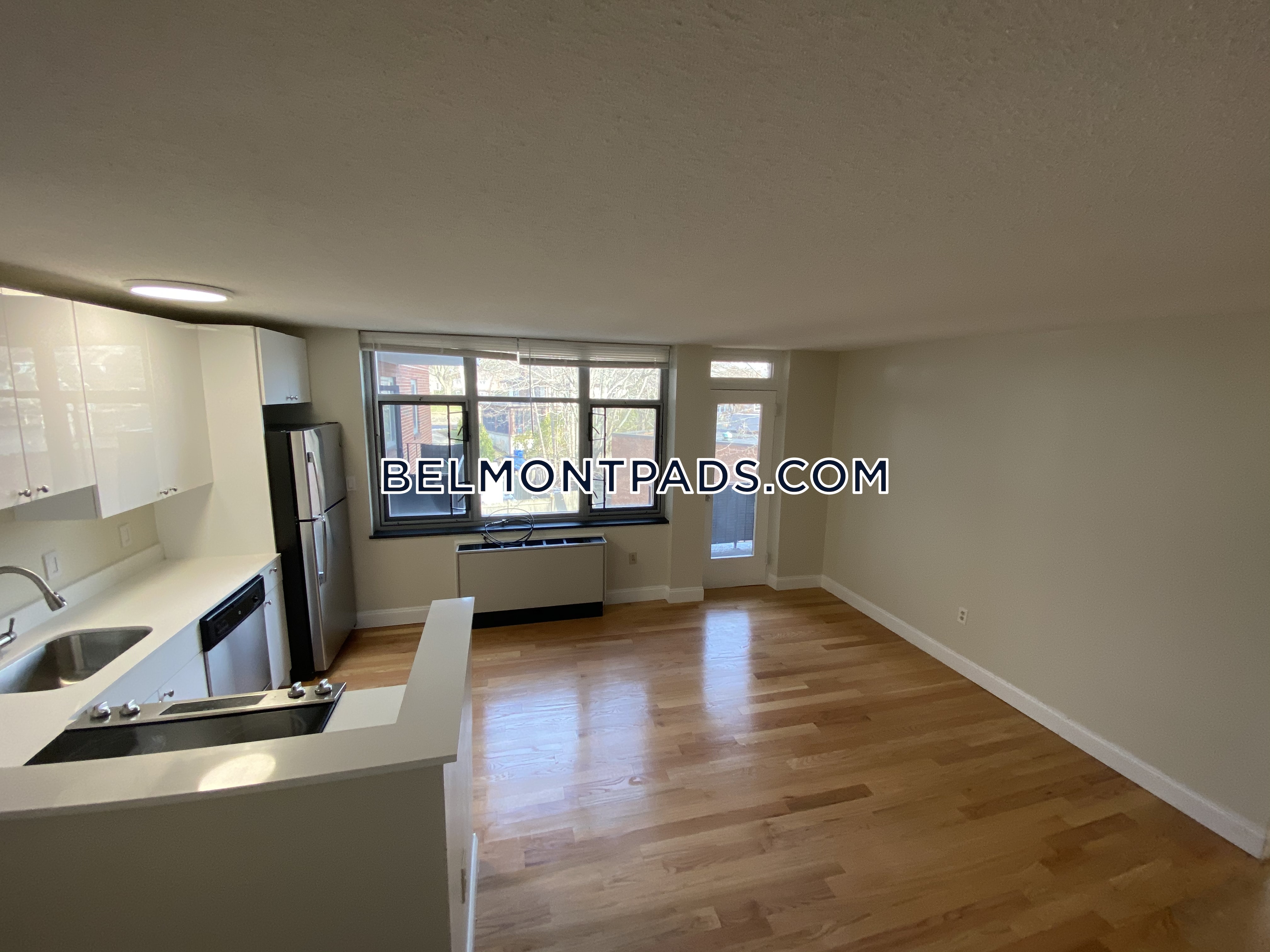 125 Trapelo Rd, Cushing Square