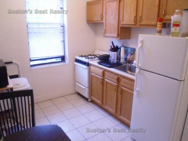 27 Saint Lukes Rd, Allston