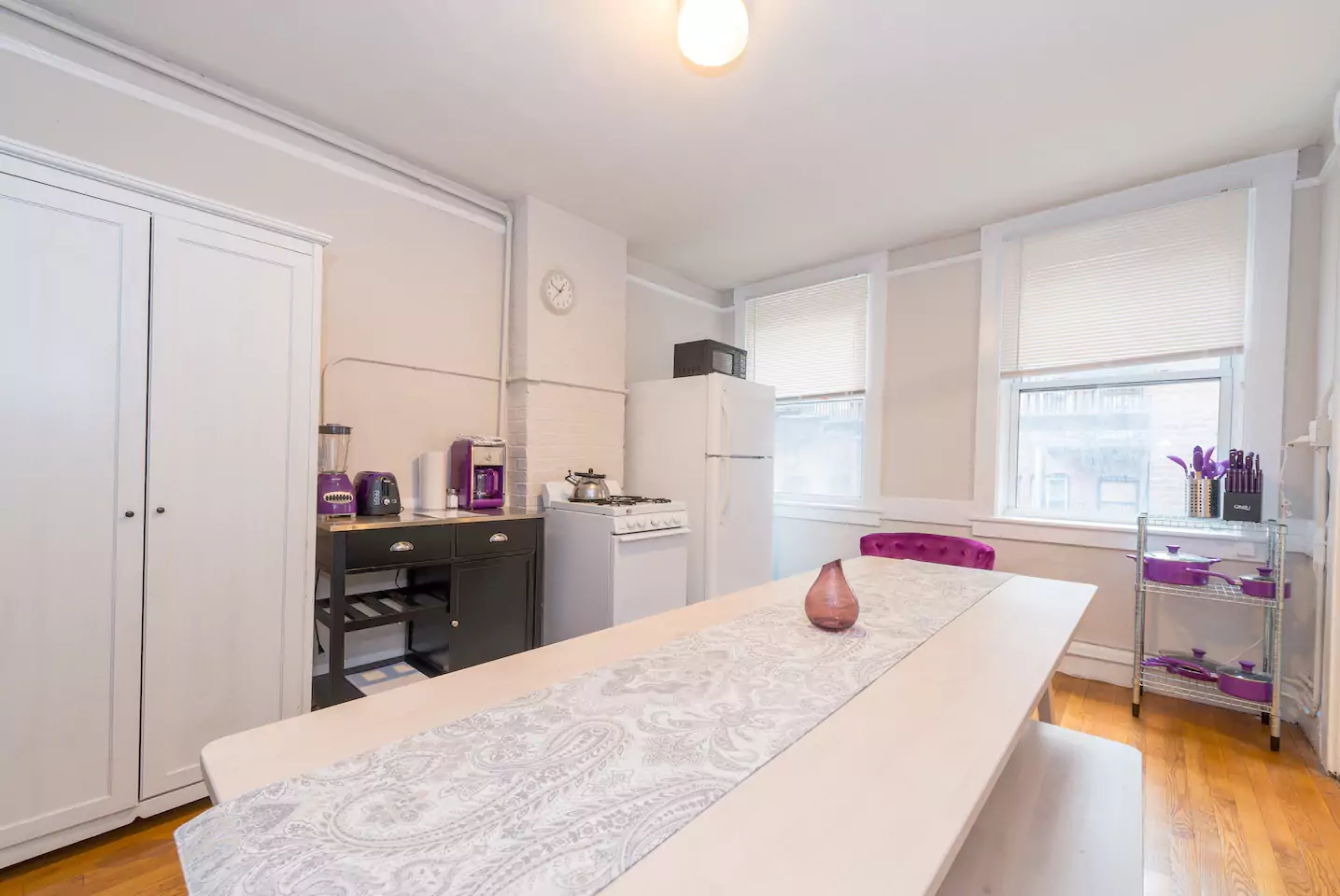 163 Endicott St, North End