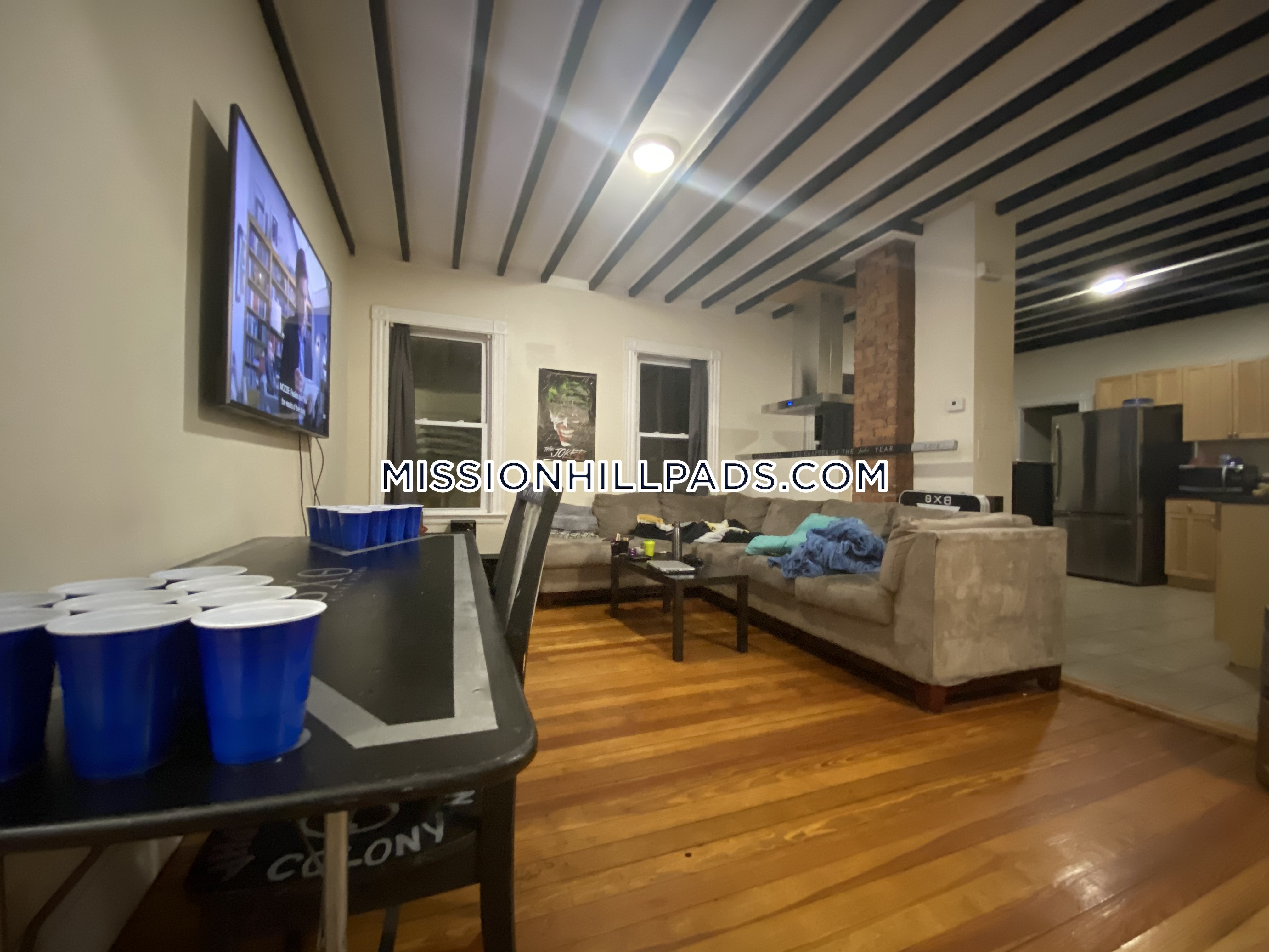 18 Lawn St, Mission Hill