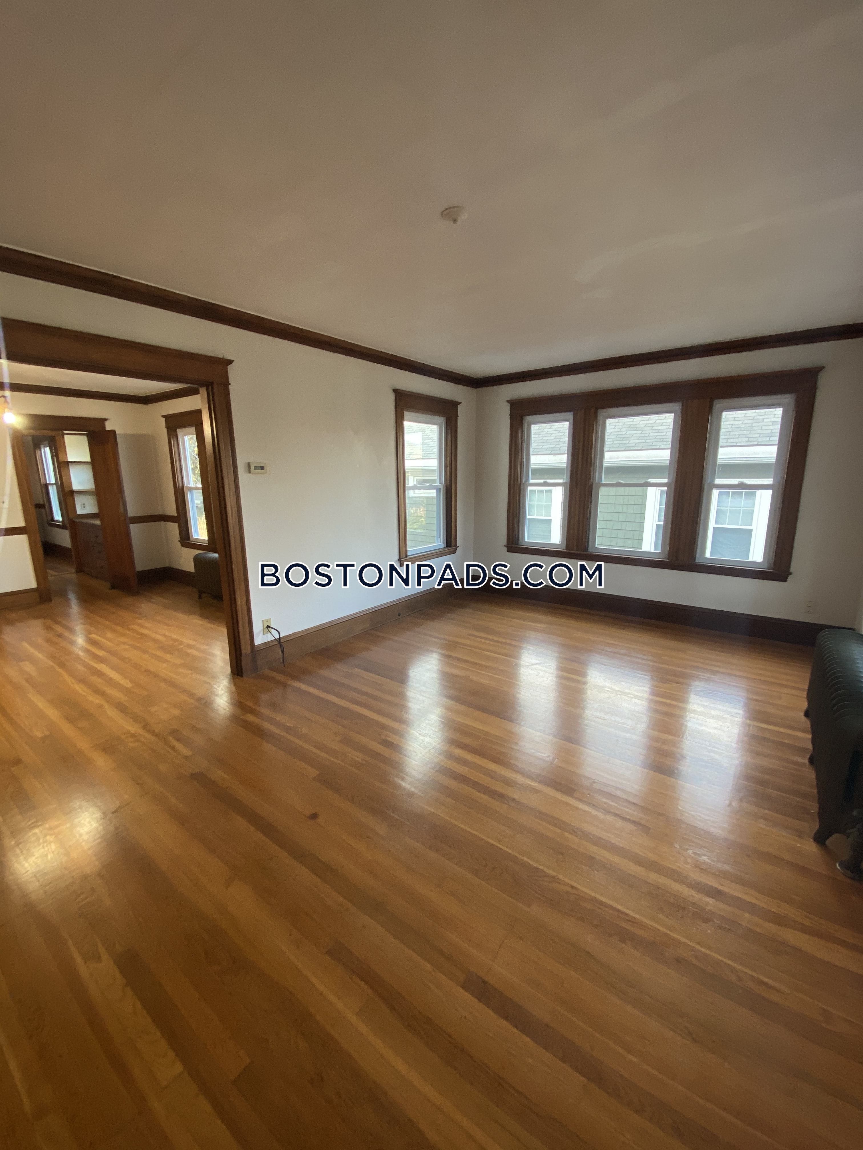 61 Newport St, Arlington