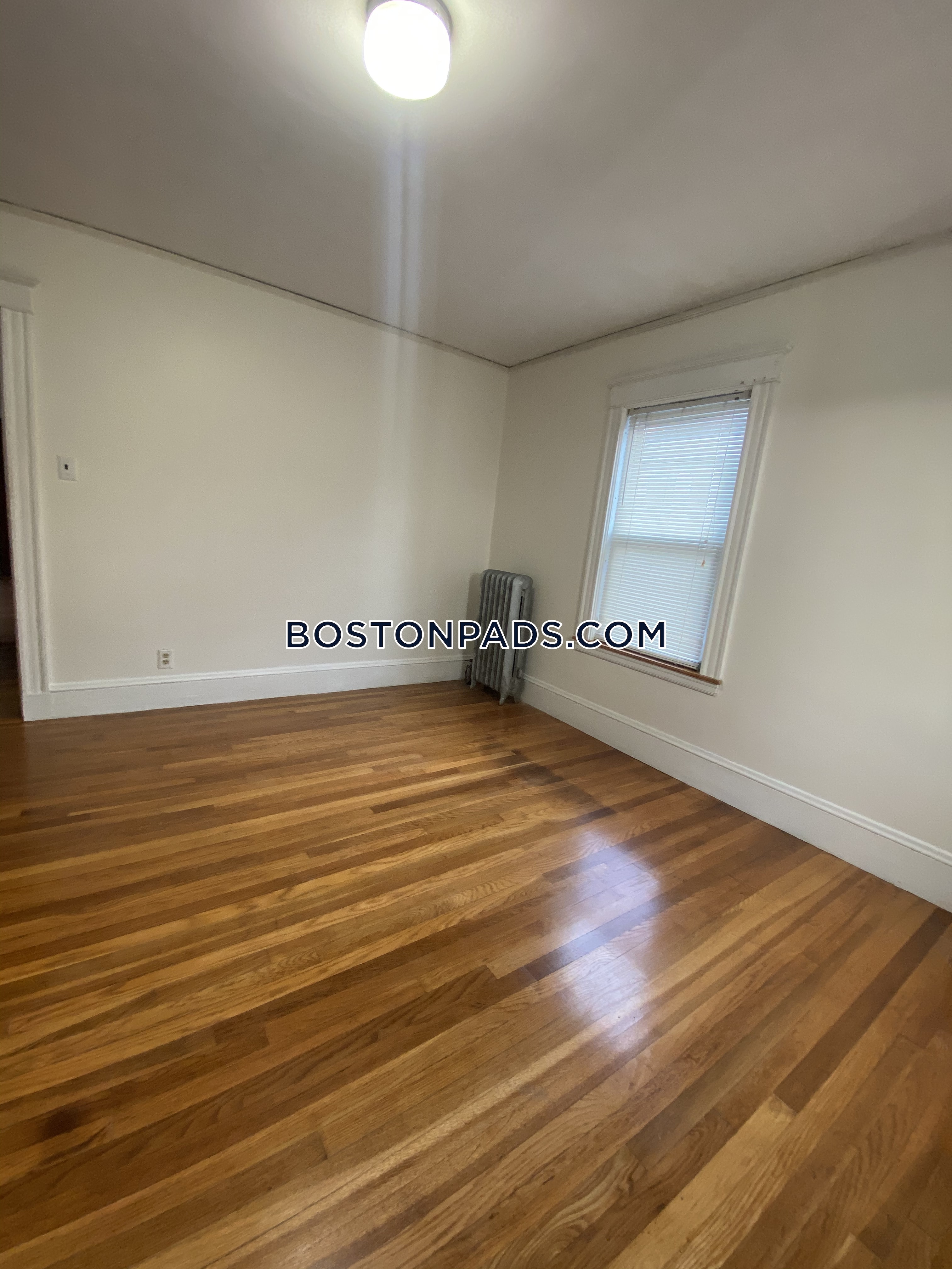 61 Newport St, Arlington