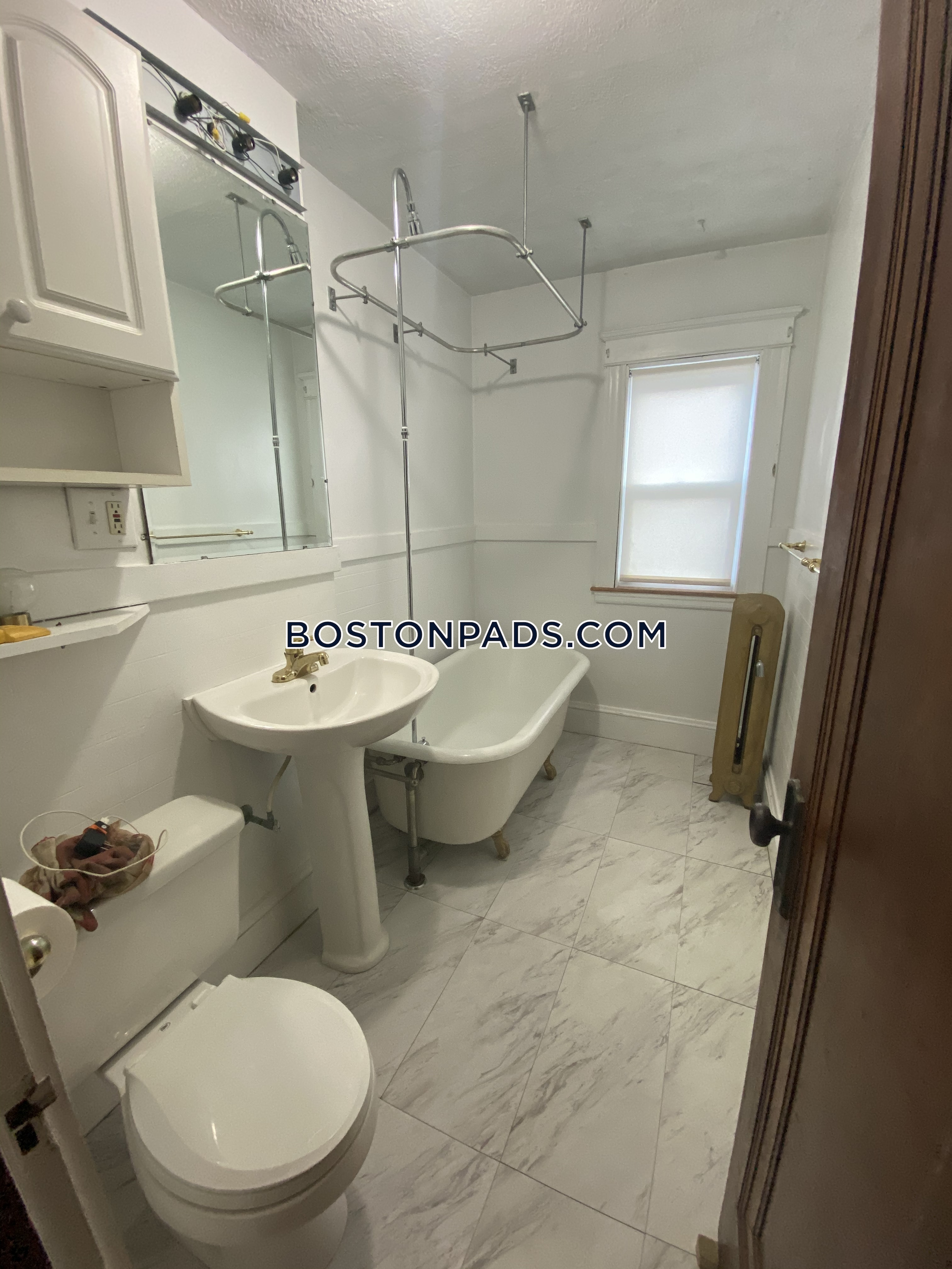 61 Newport St, Arlington