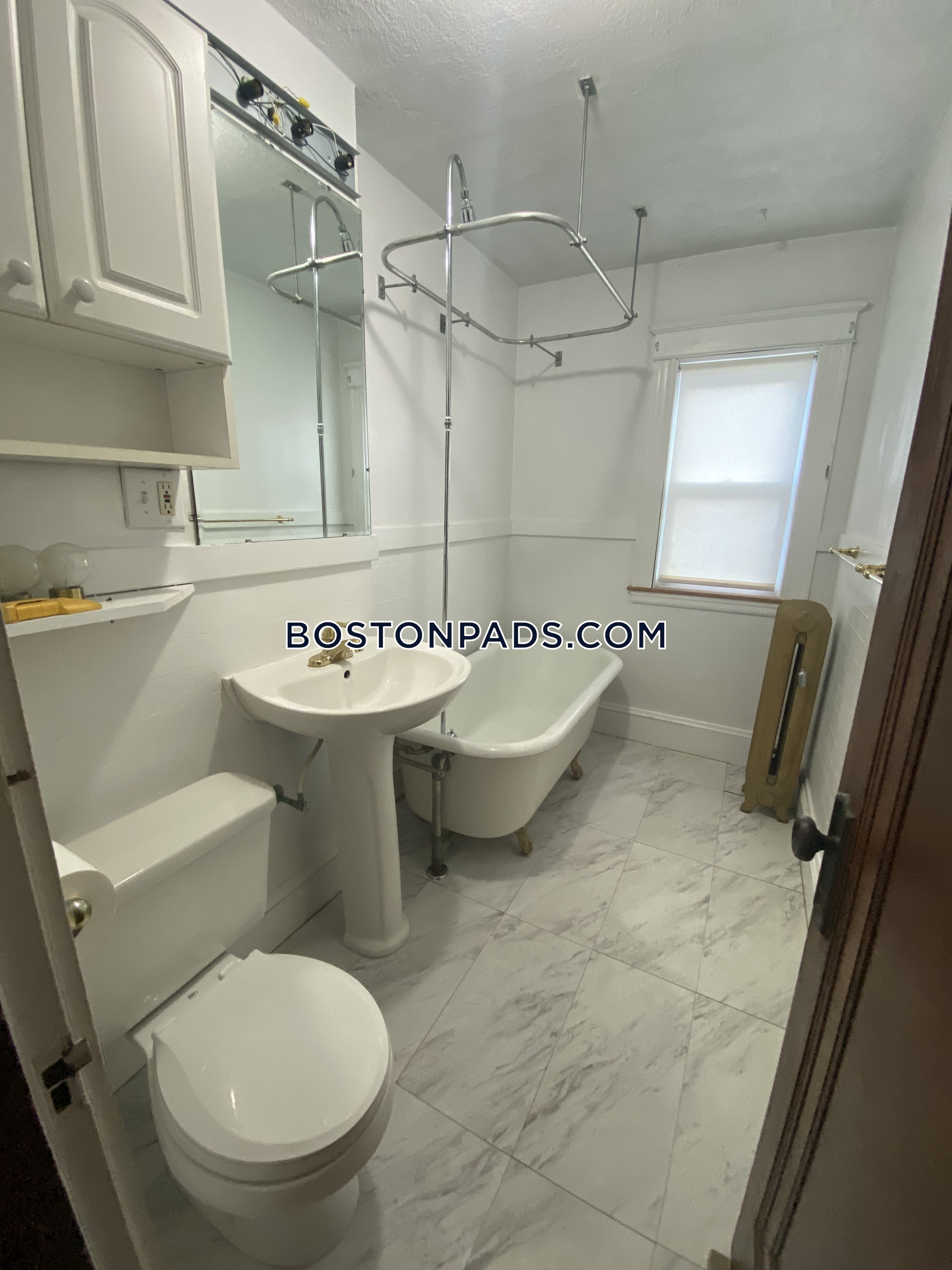 61 Newport St, Arlington