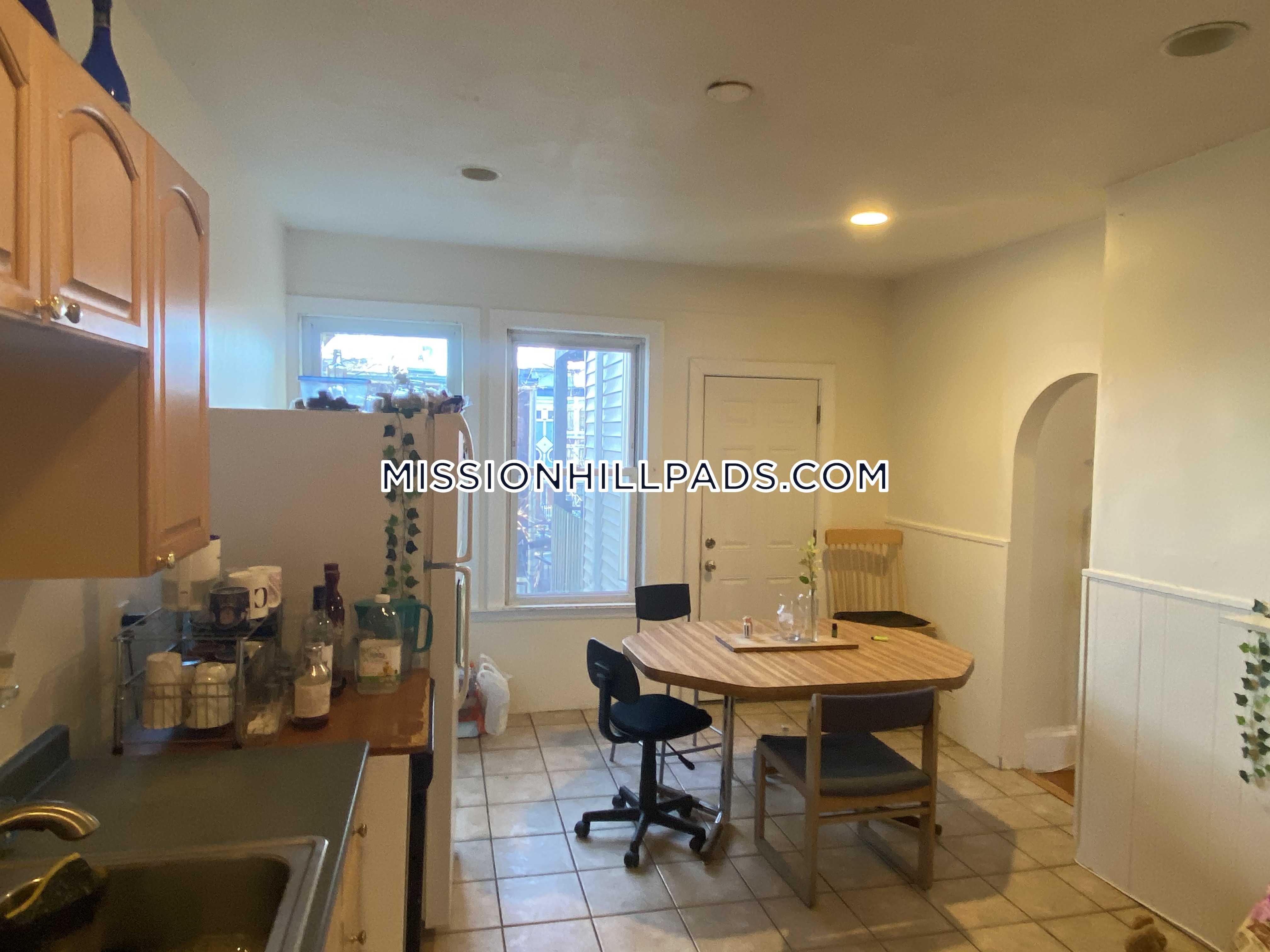 130 Calumet St, Mission Hill