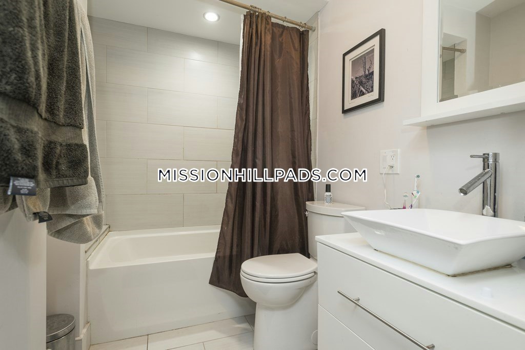 25 Worthington St, Mission Hill