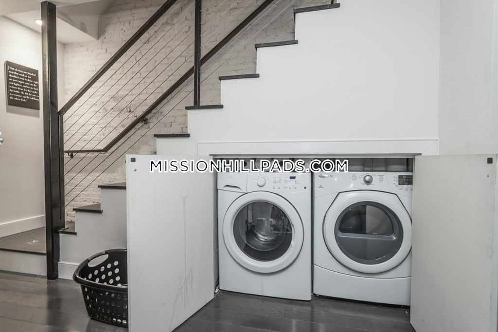 25 Worthington St, Mission Hill