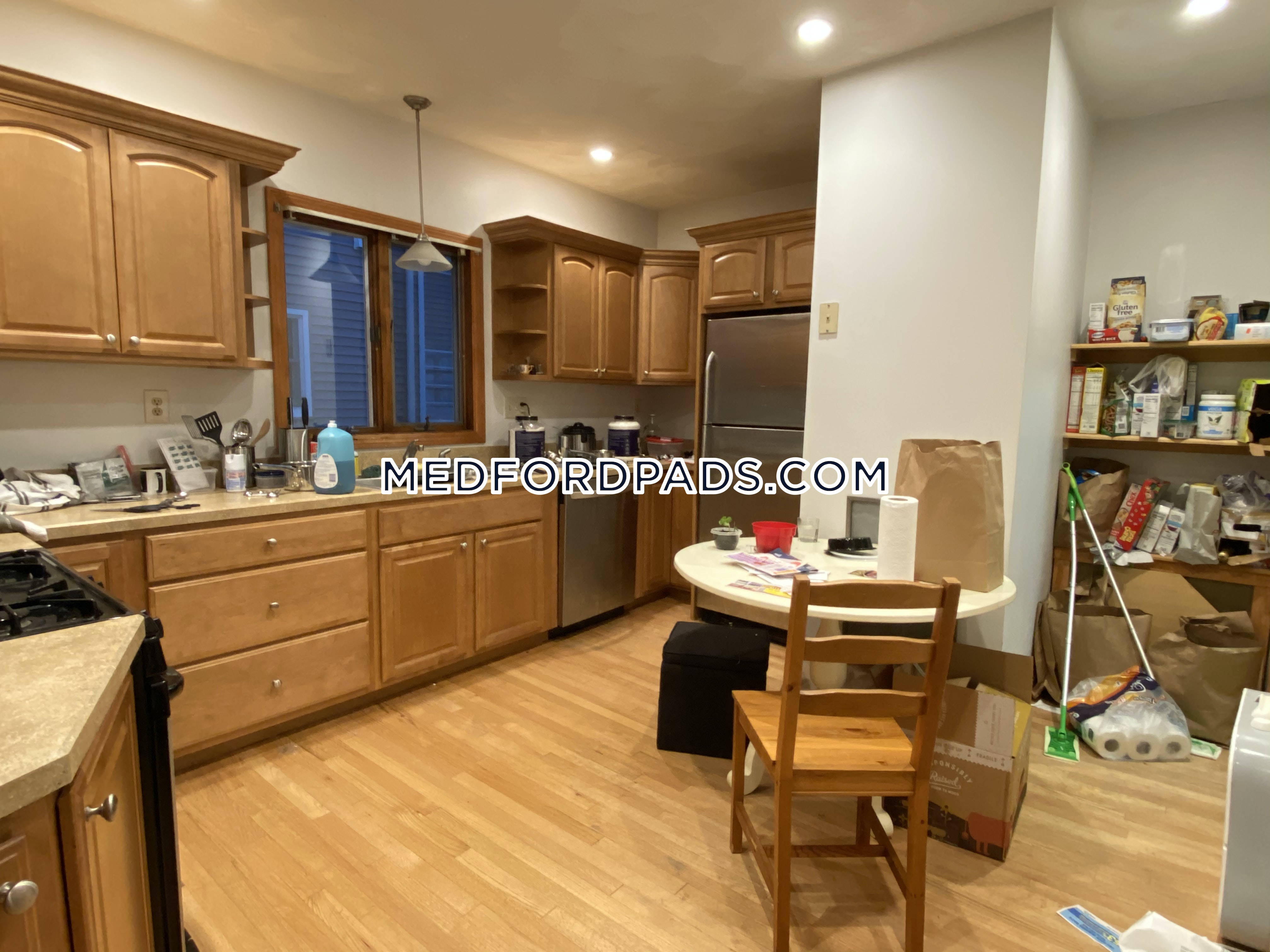 45 Bowdoin St, Tufts University