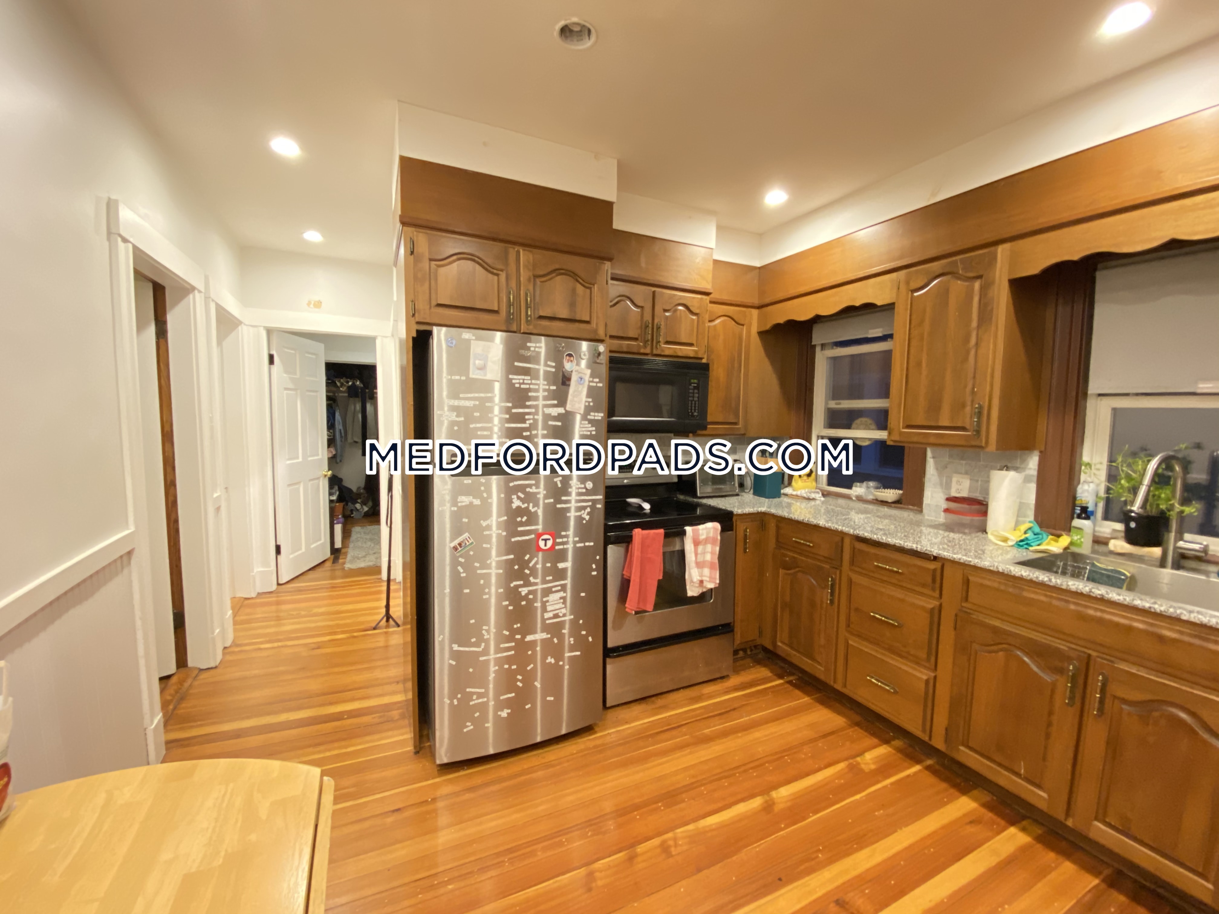 45 Bowdoin St, Tufts University