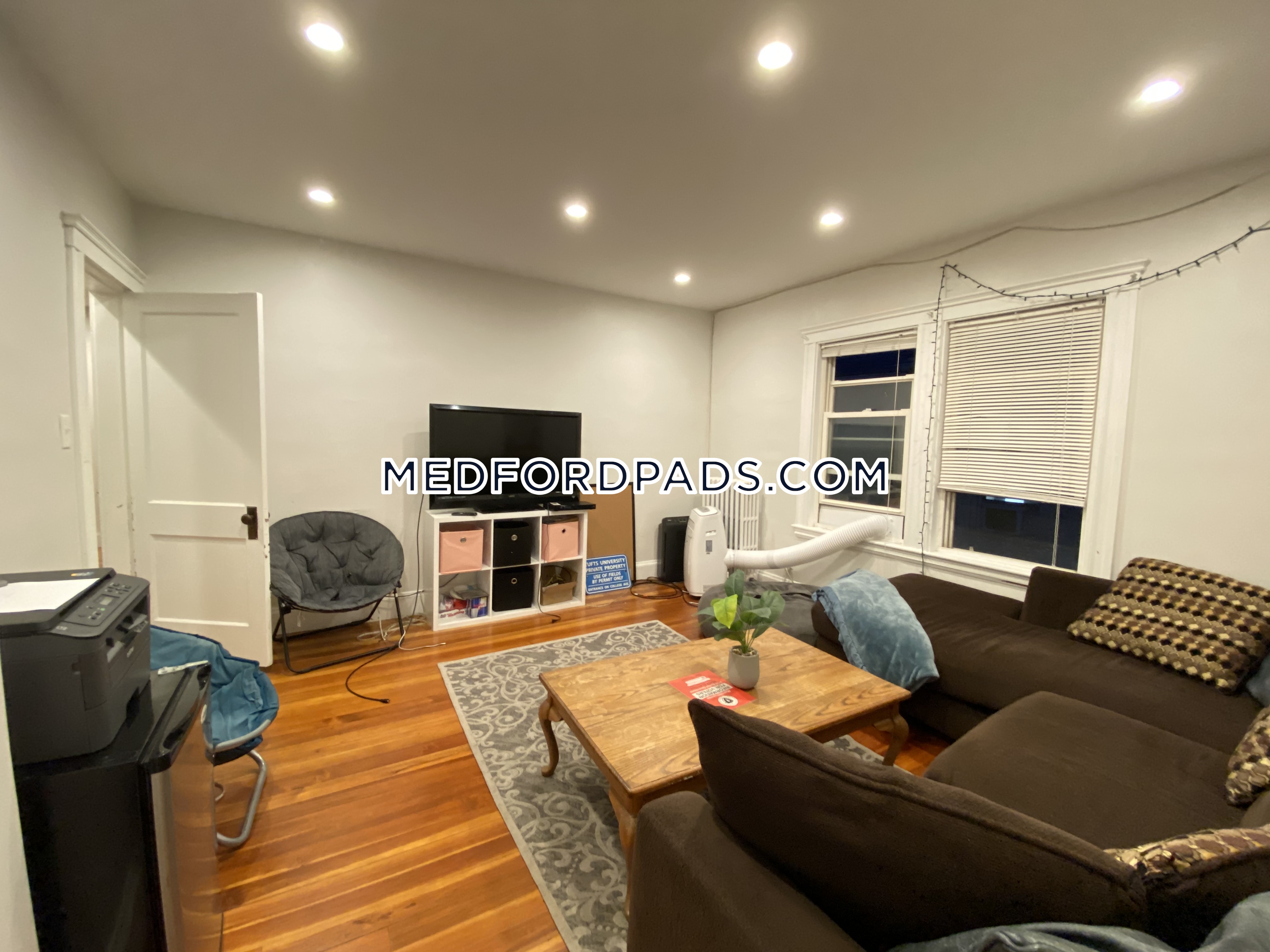 45 Bowdoin St, Tufts University