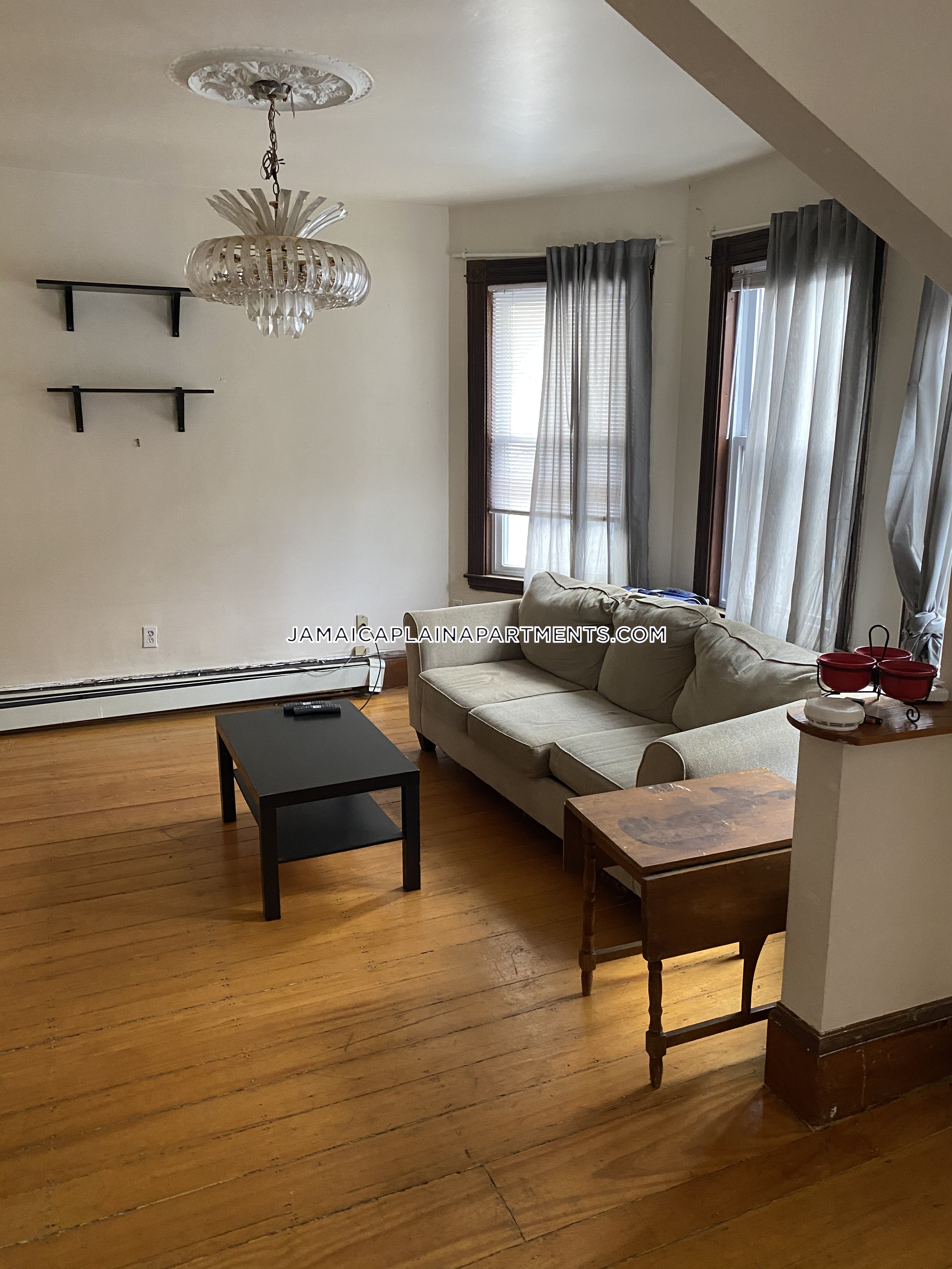 47 Creighton, Jamaica Plain