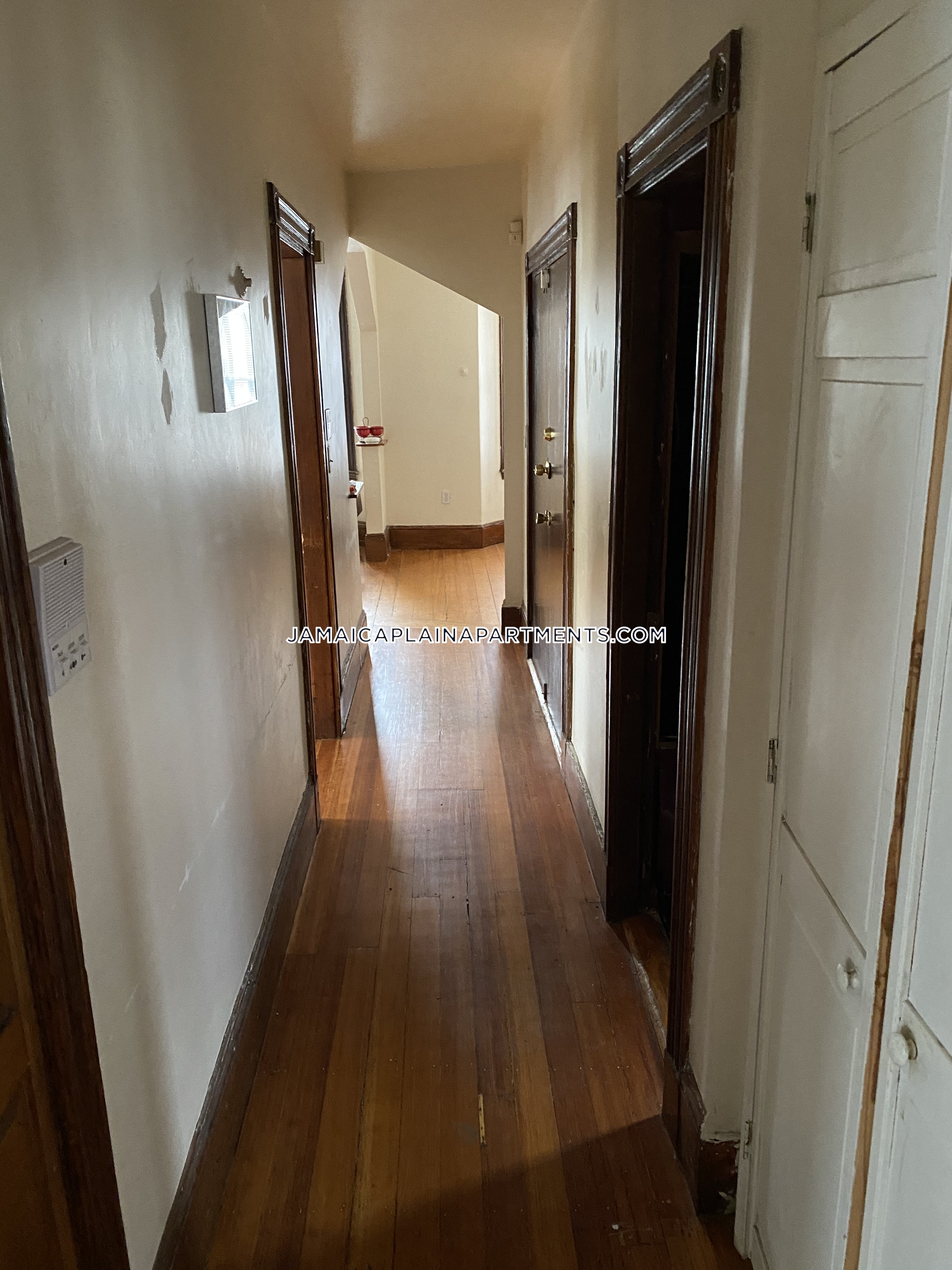 47 Creighton, Jamaica Plain