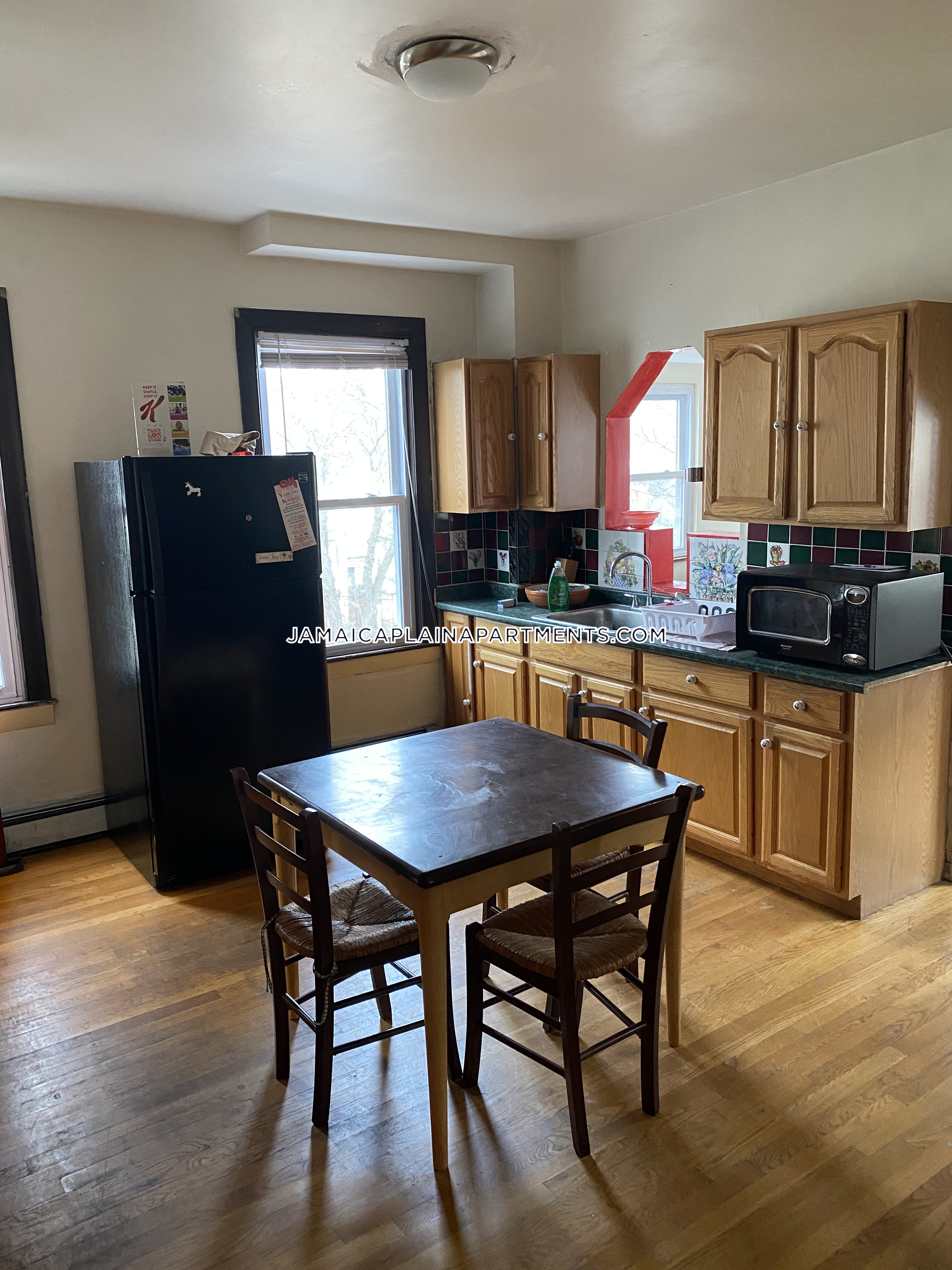 47 Creighton, Jamaica Plain