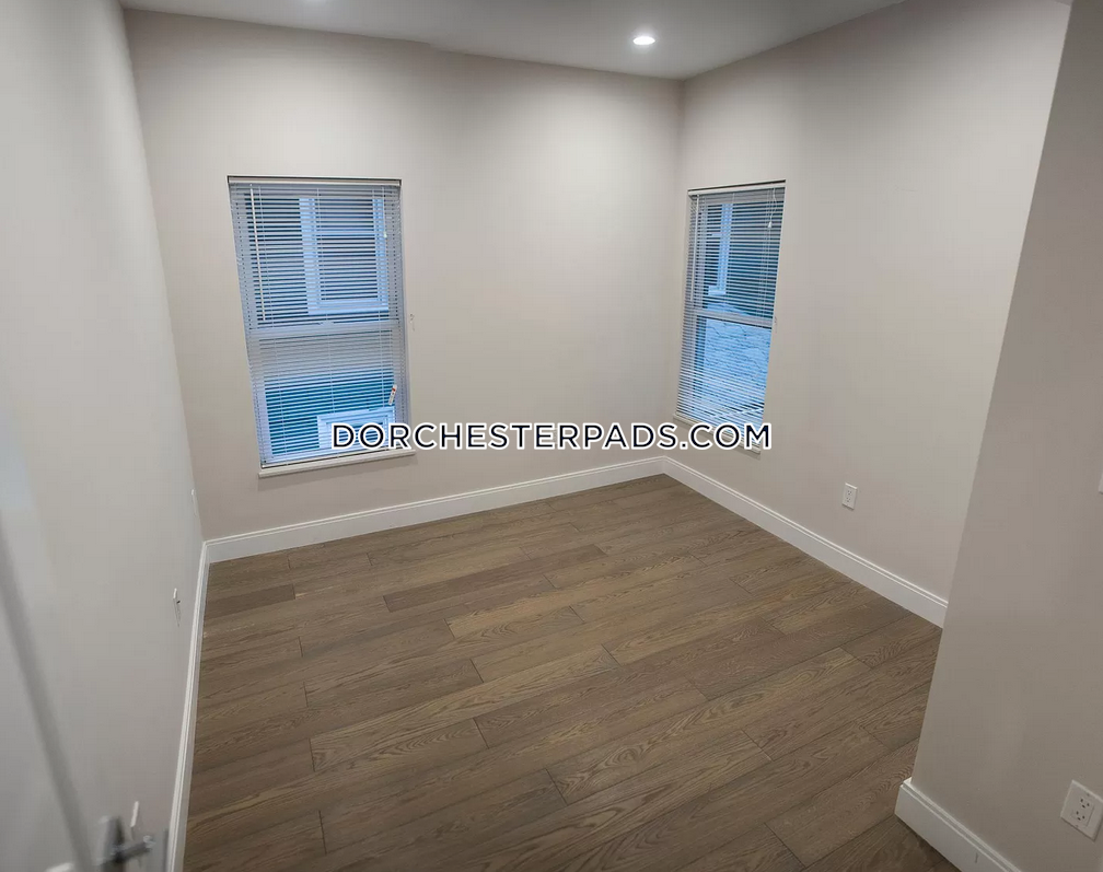 48 Tuttle, Dorchester