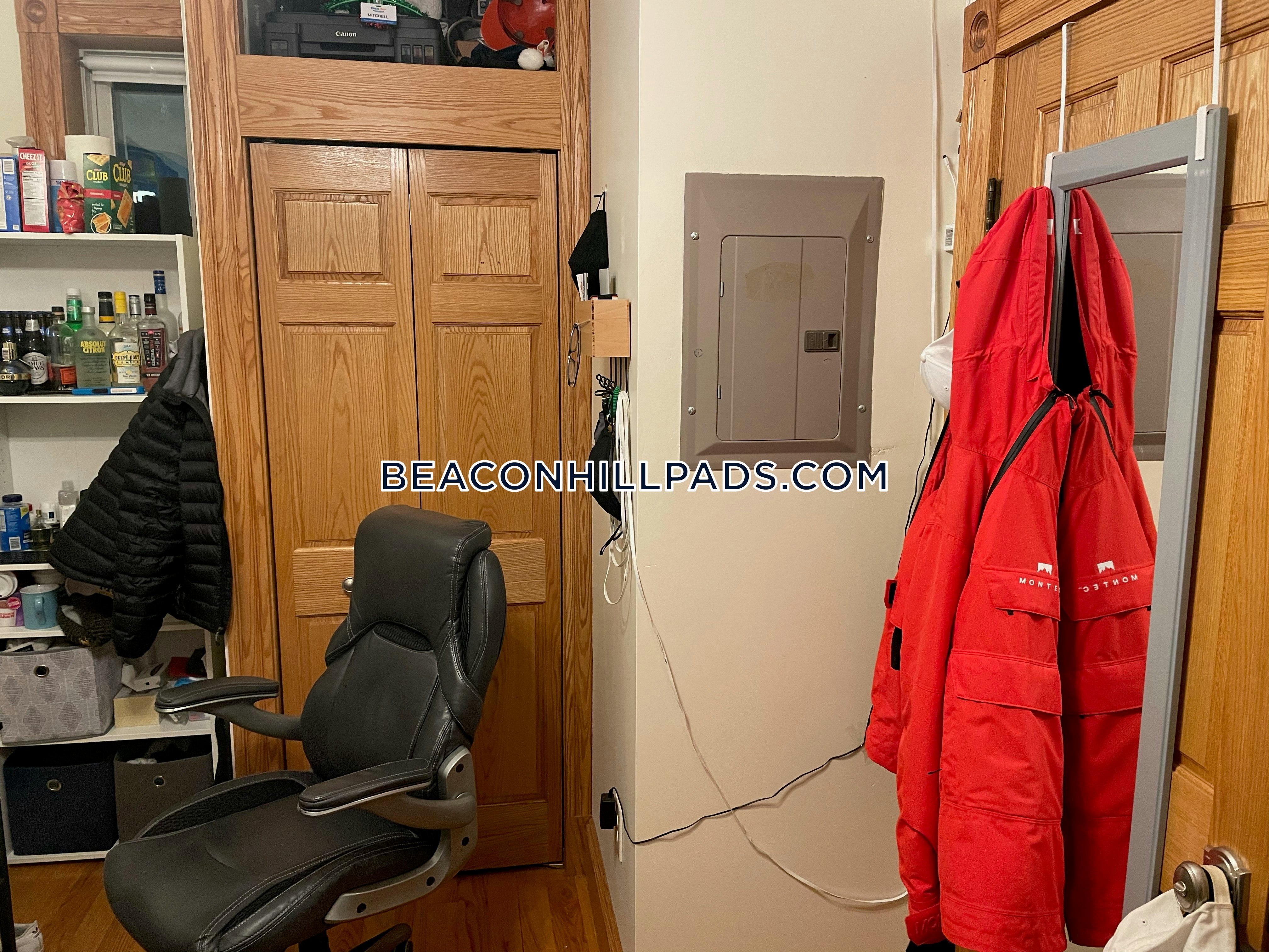 16 South Russell, Beacon Hill