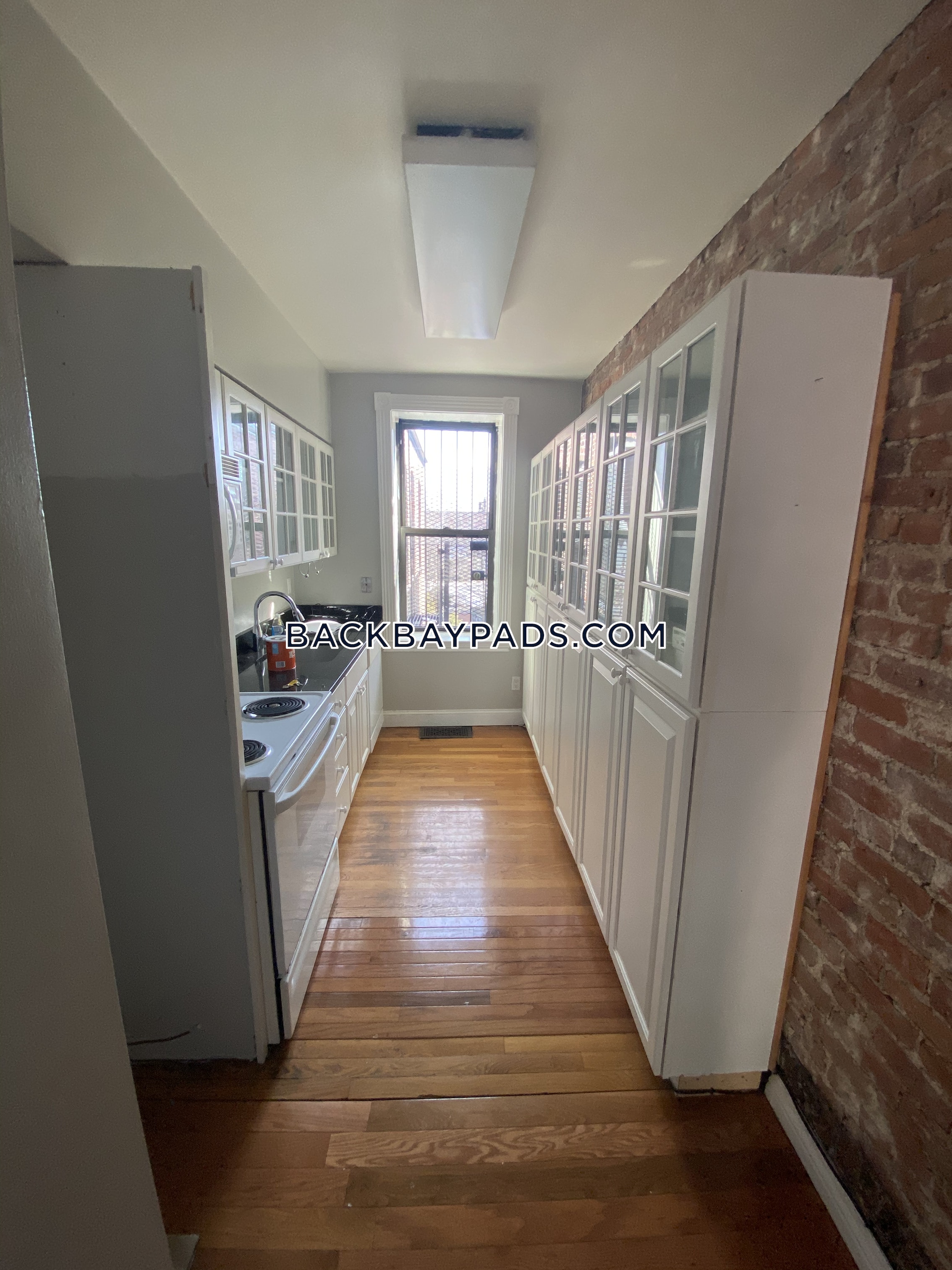 90 Saint Botolph, Back Bay
