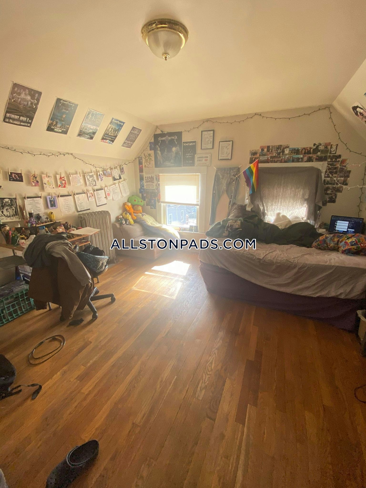 18 Greylock Rd, Allston