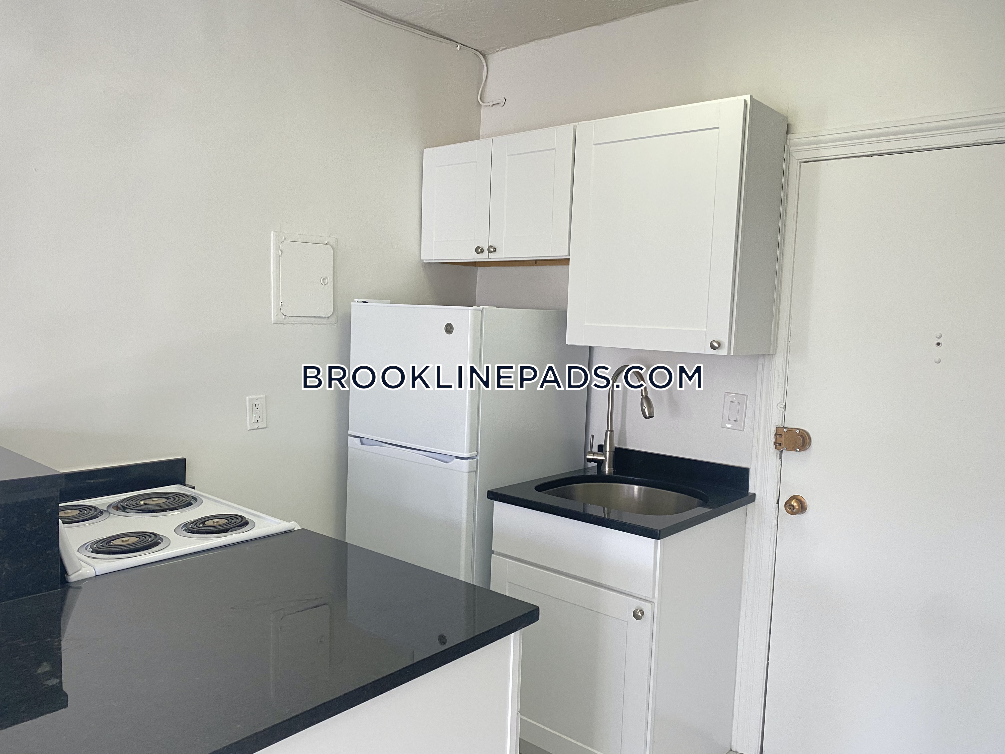 1223 Beacon St, Coolidge Corner