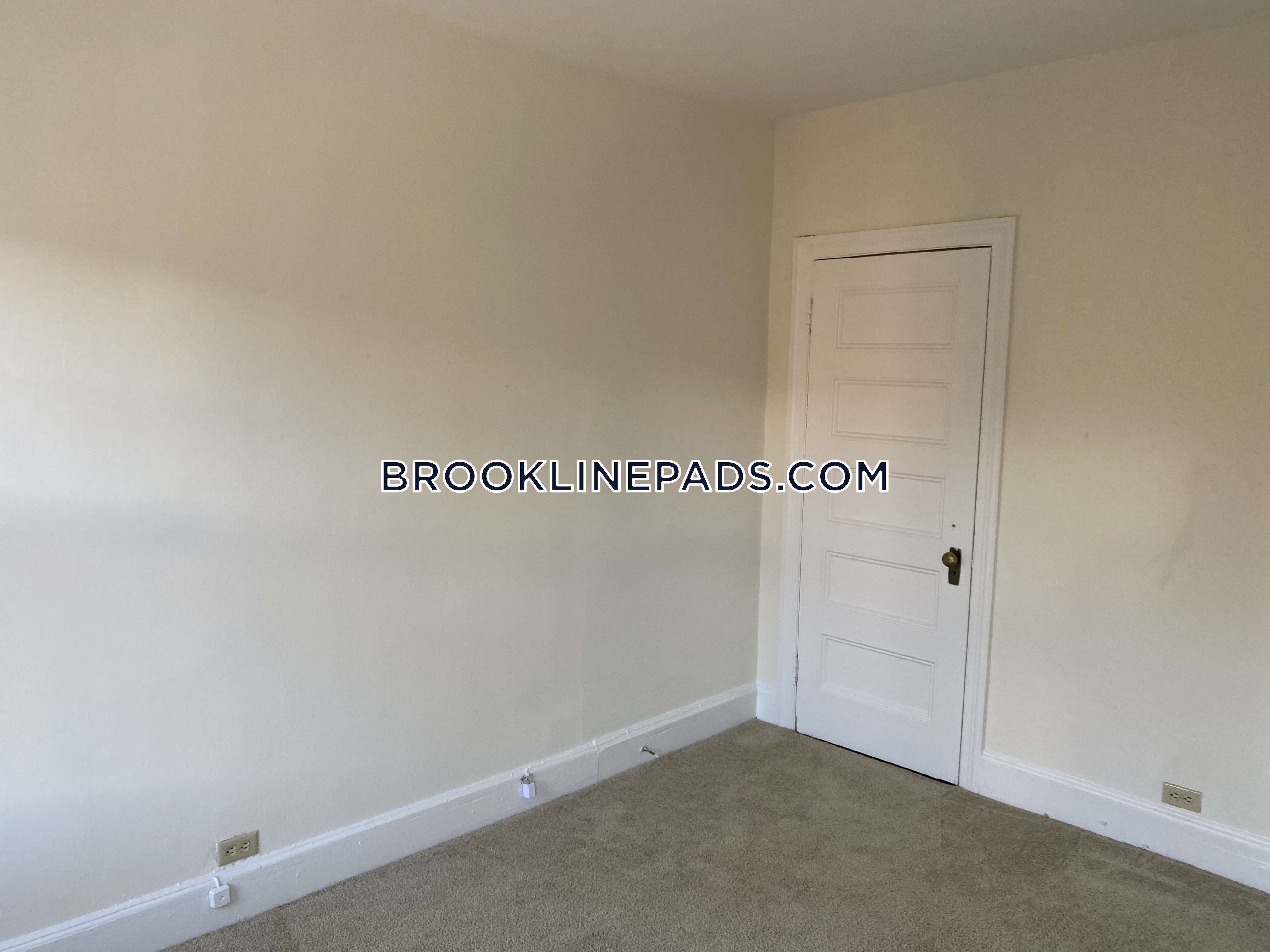 1223 Beacon St, Coolidge Corner