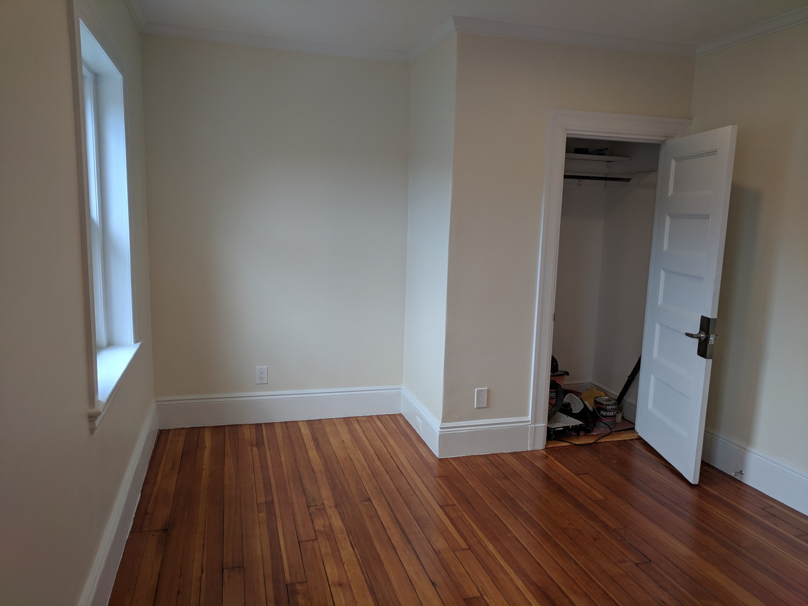 1616 Beacon St, Washington Square