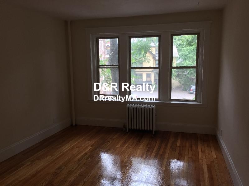 1616 Massachusetts Ave, Harvard Square