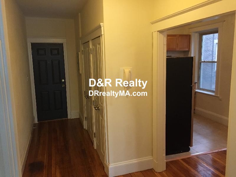 1616 Massachusetts Ave, Harvard Square