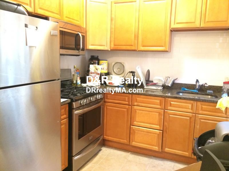 1616 Massachusetts Ave, Harvard Square