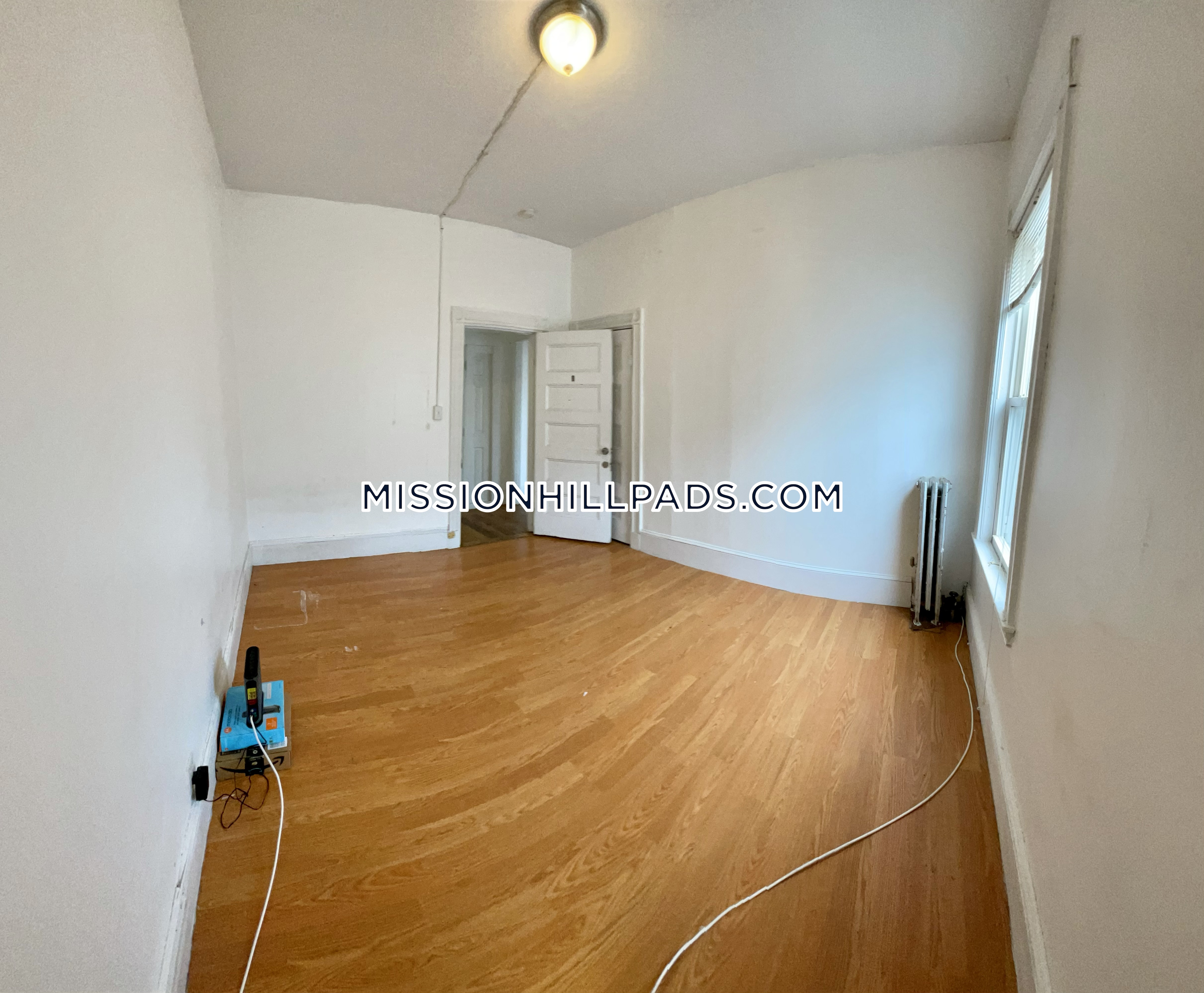 34 Cherokee St, Mission Hill