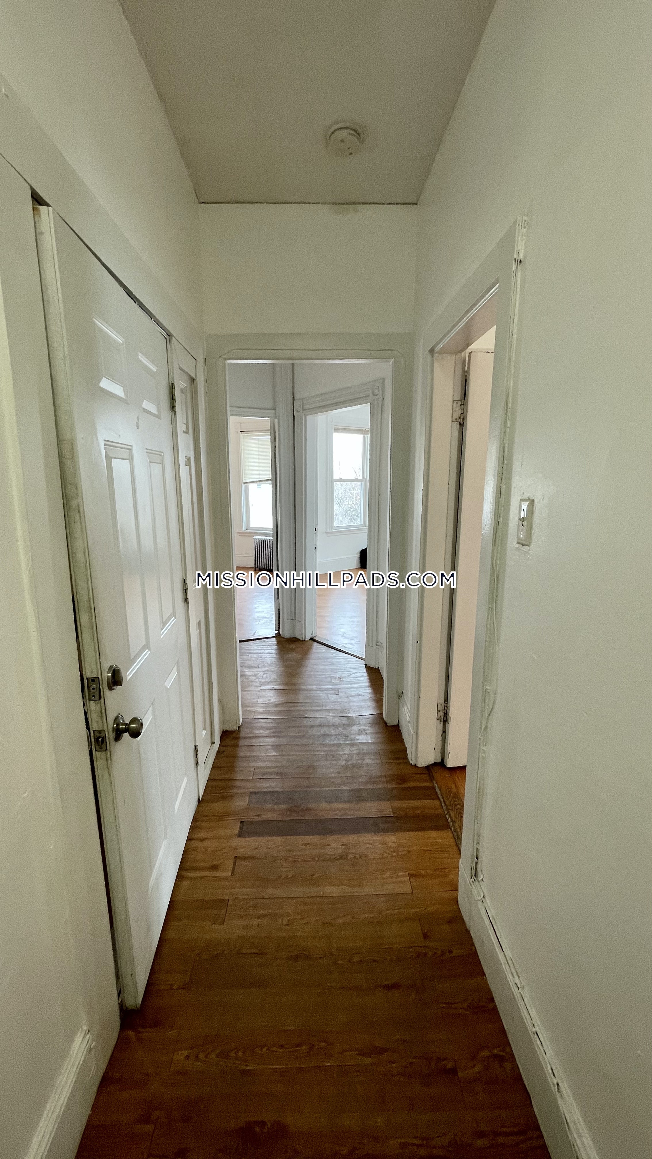 34 Cherokee Steet, Mission Hill