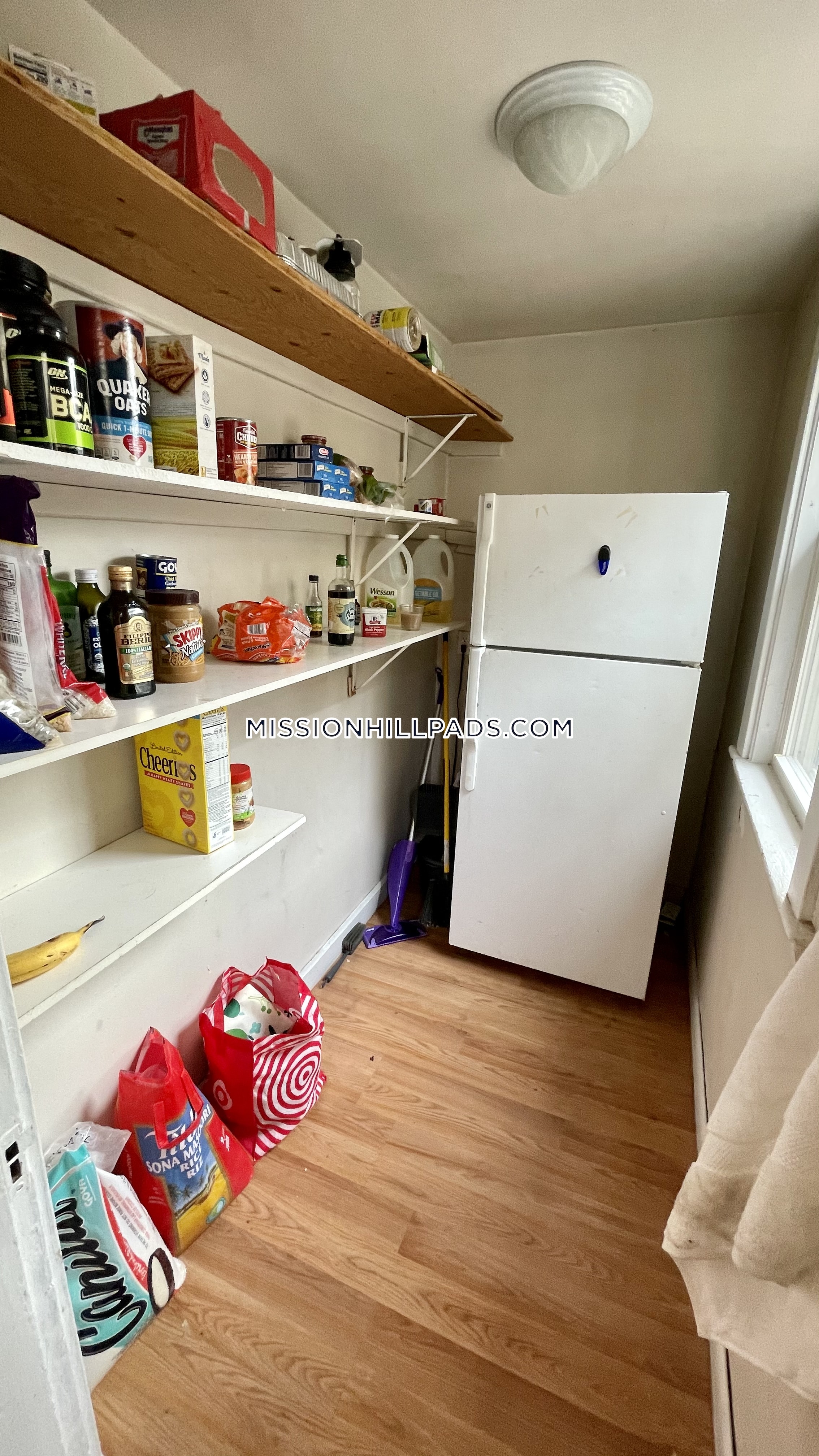 34 Cherokee St, Mission Hill