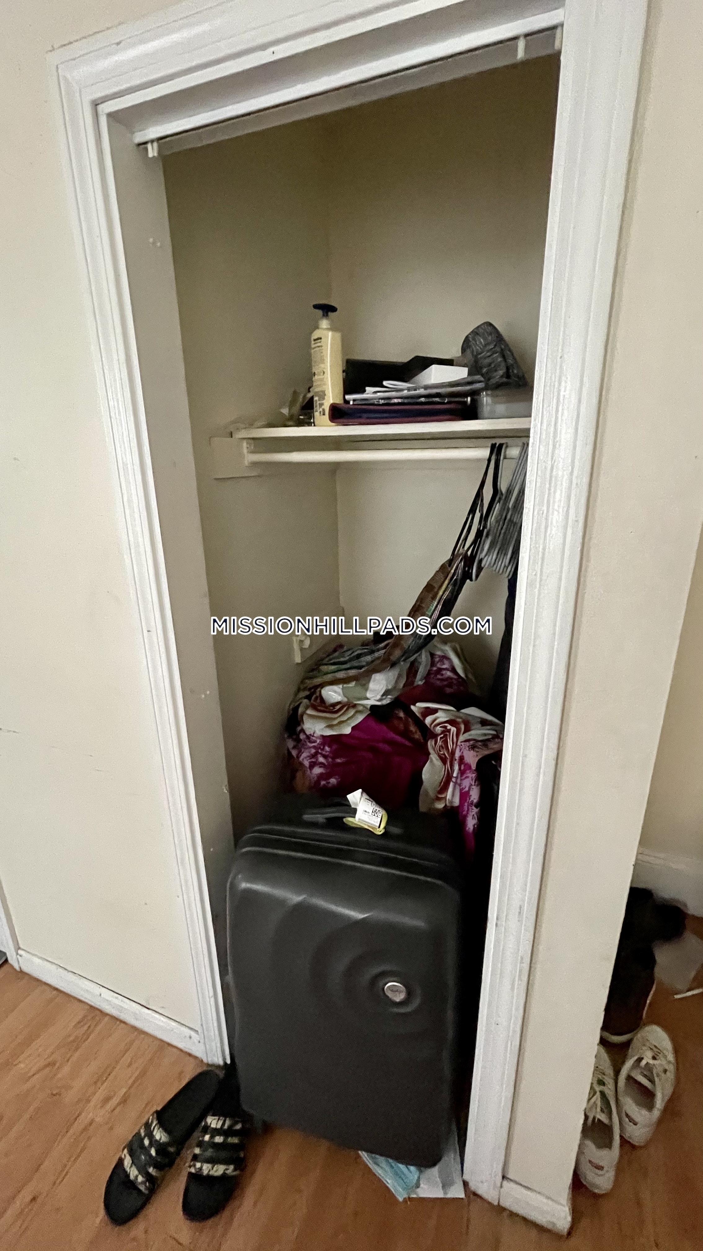 34 Cherokee St, Mission Hill