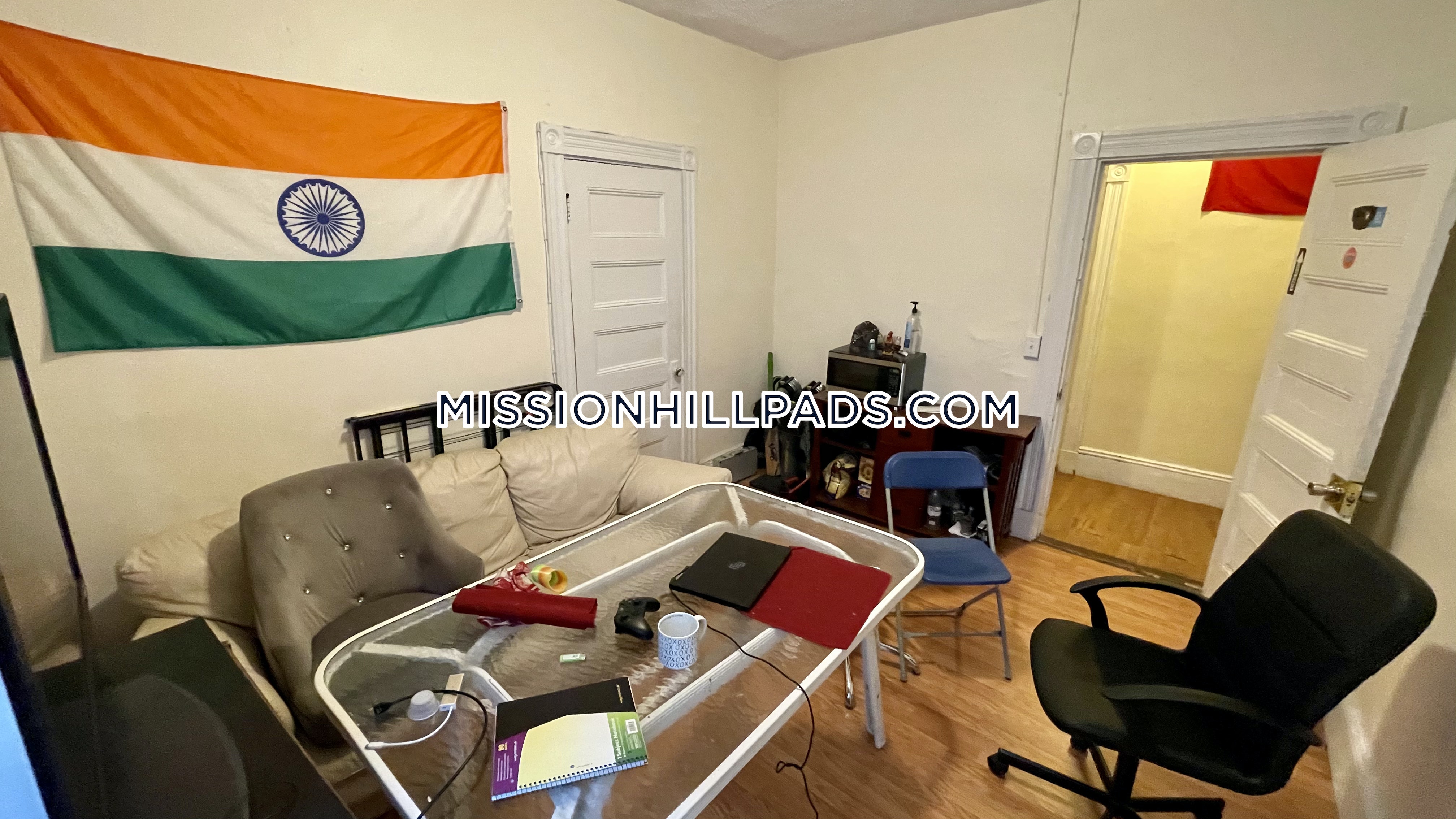 34 Cherokee St, Mission Hill