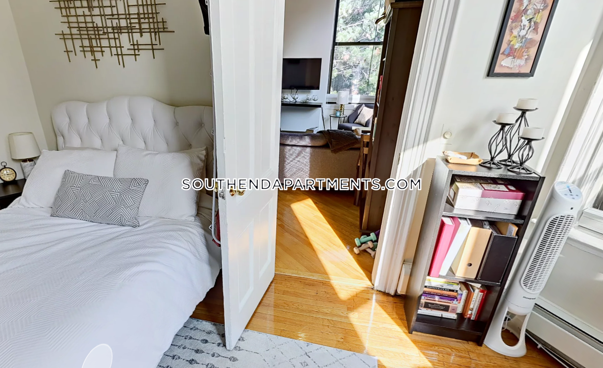 423 Shawmut, South End