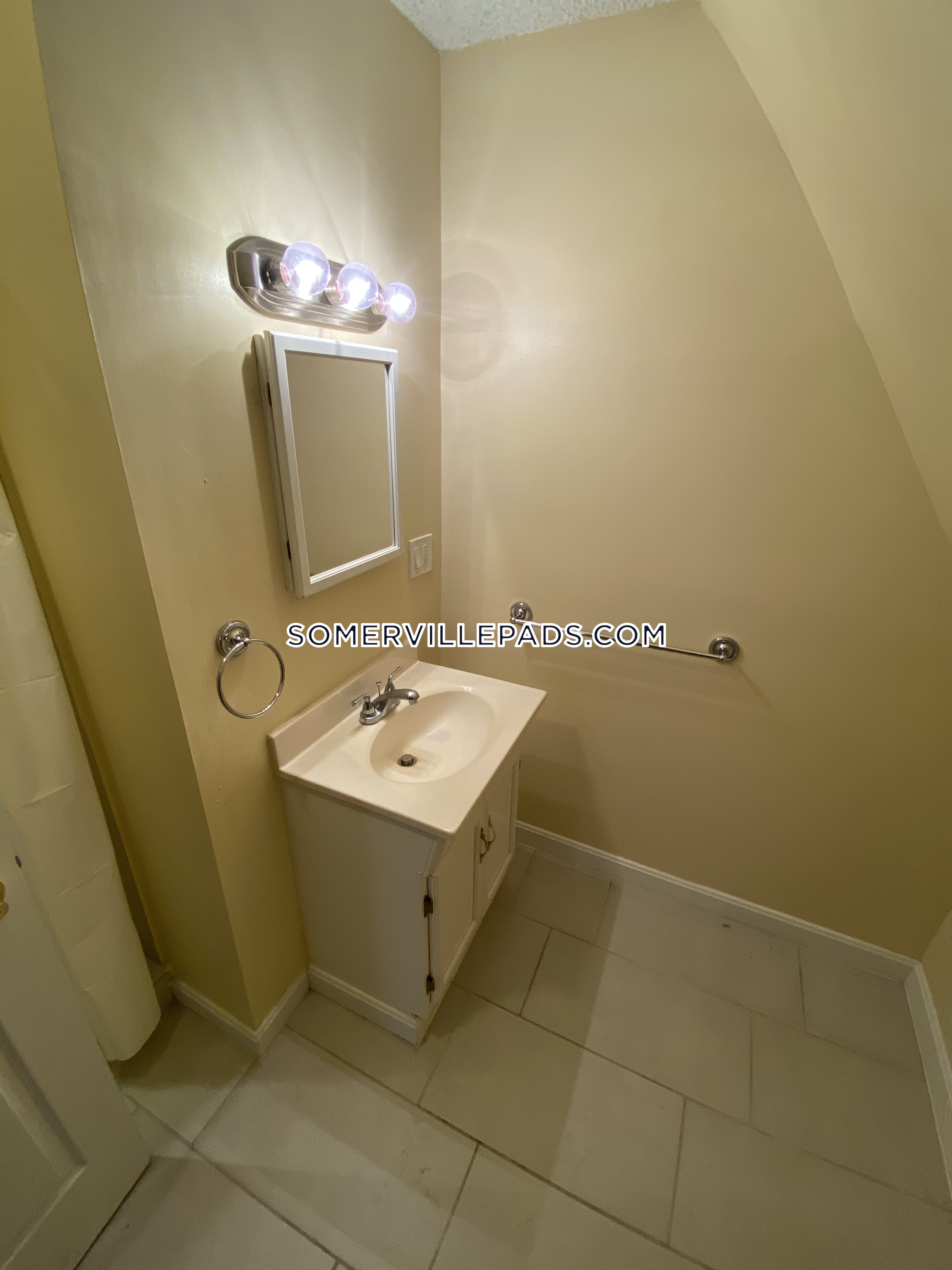 27 Albion St, Spring Hill