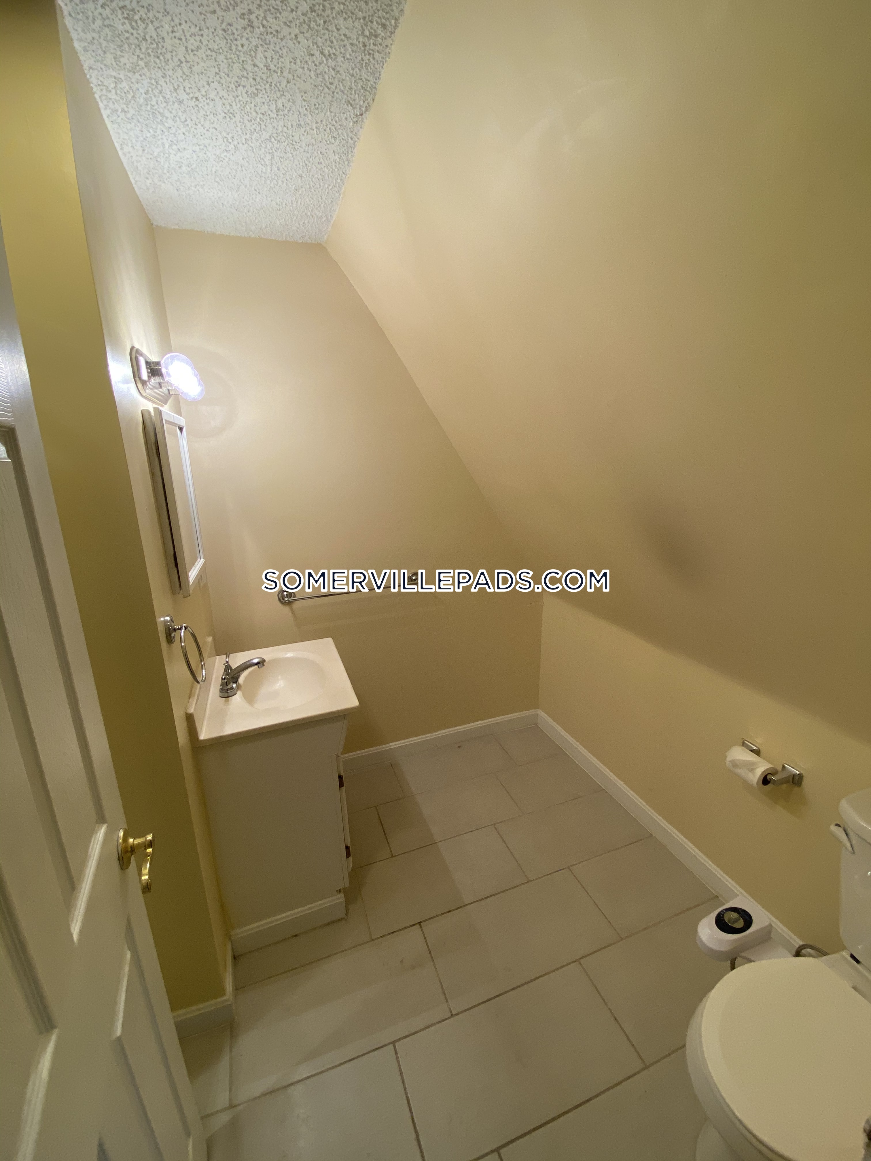 27 Albion St, Spring Hill