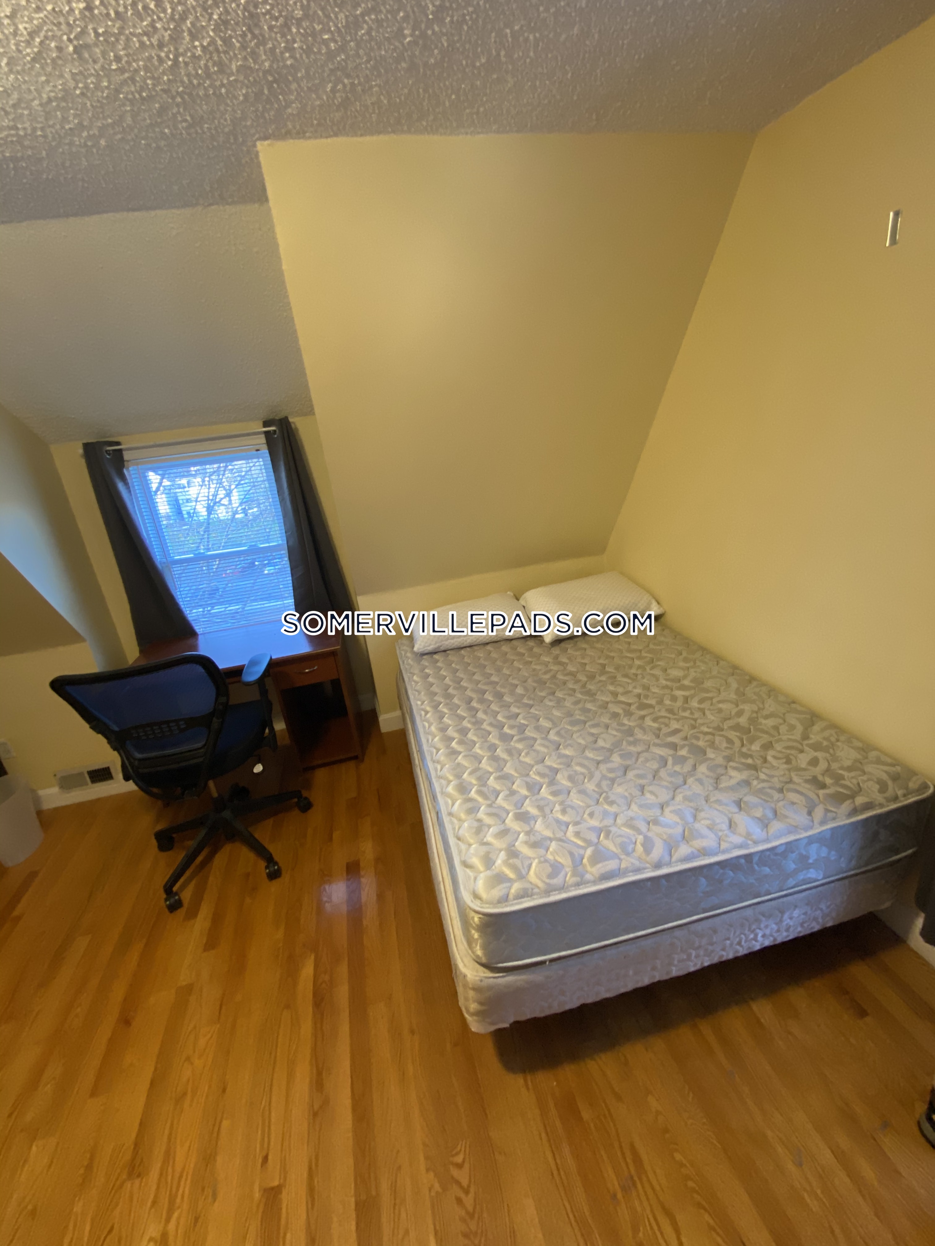 27 Albion St, Spring Hill