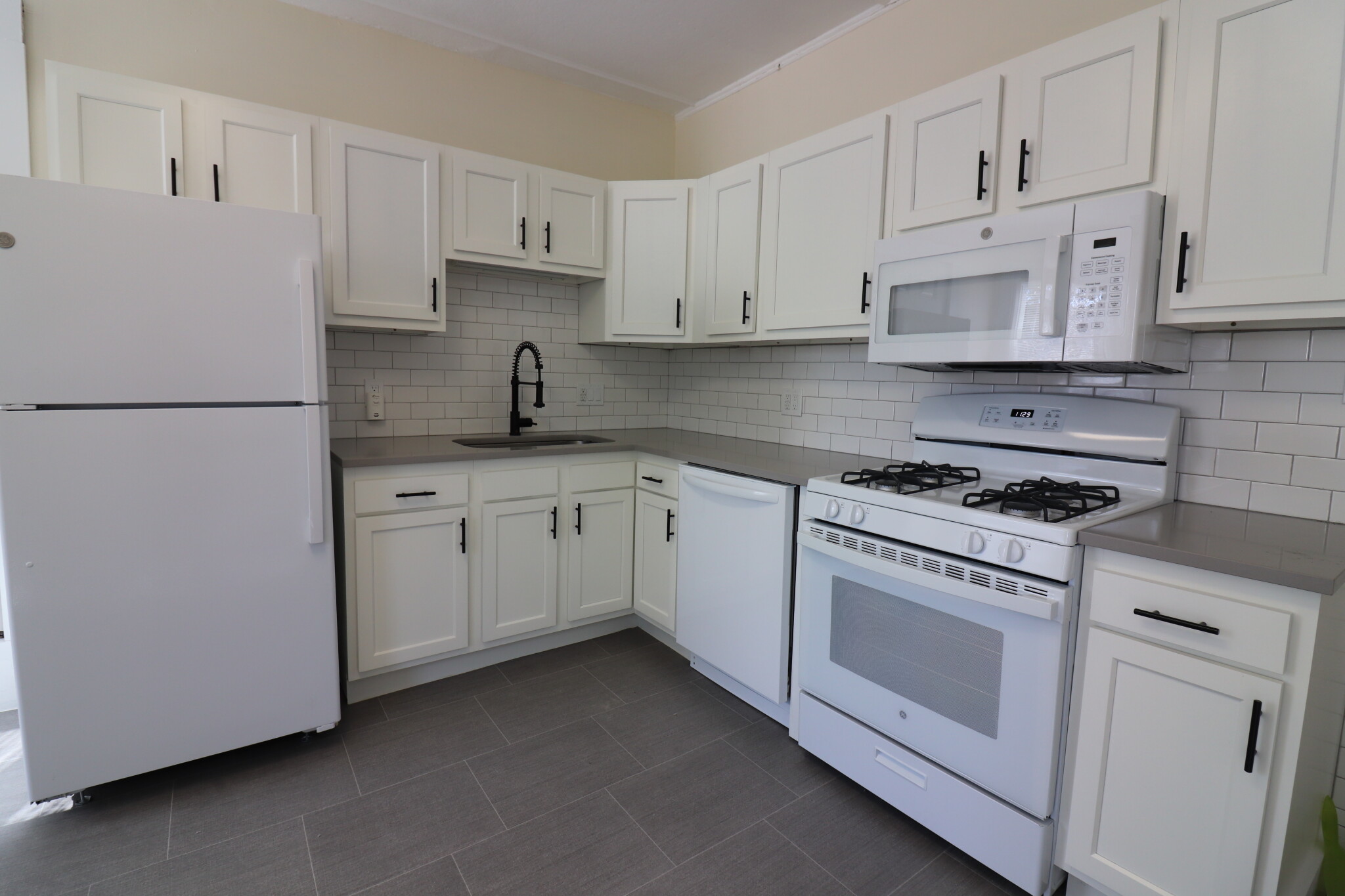 162 Babcock St, Coolidge Corner