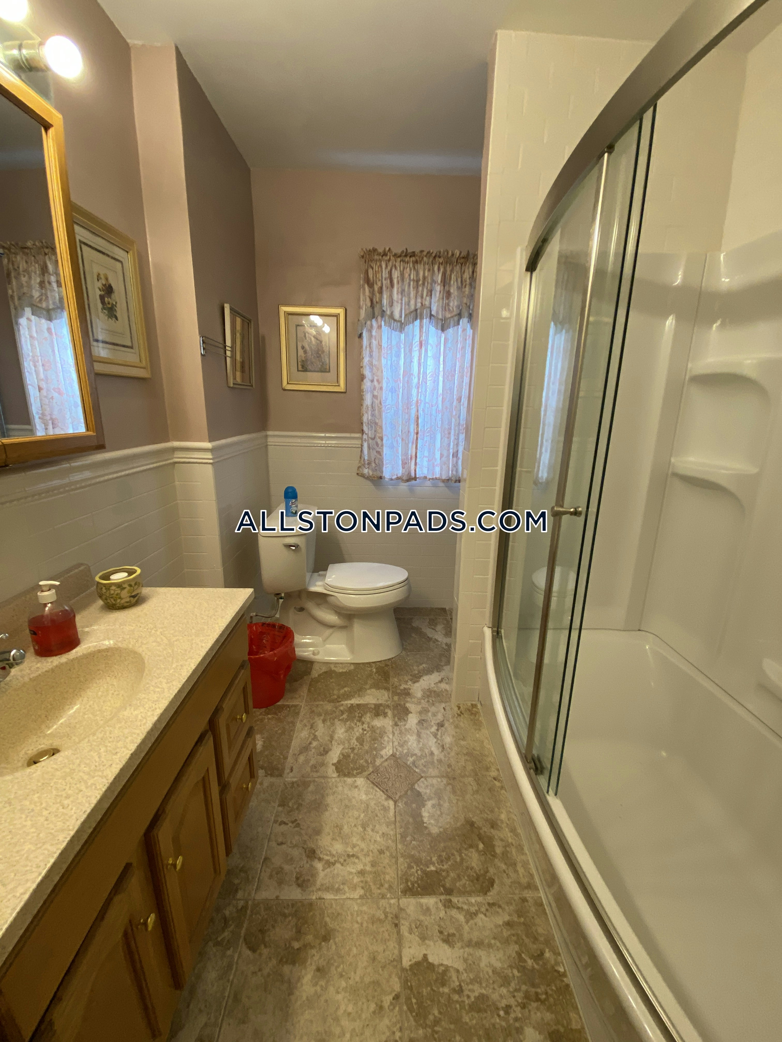 17 Holman St, Lower Allston